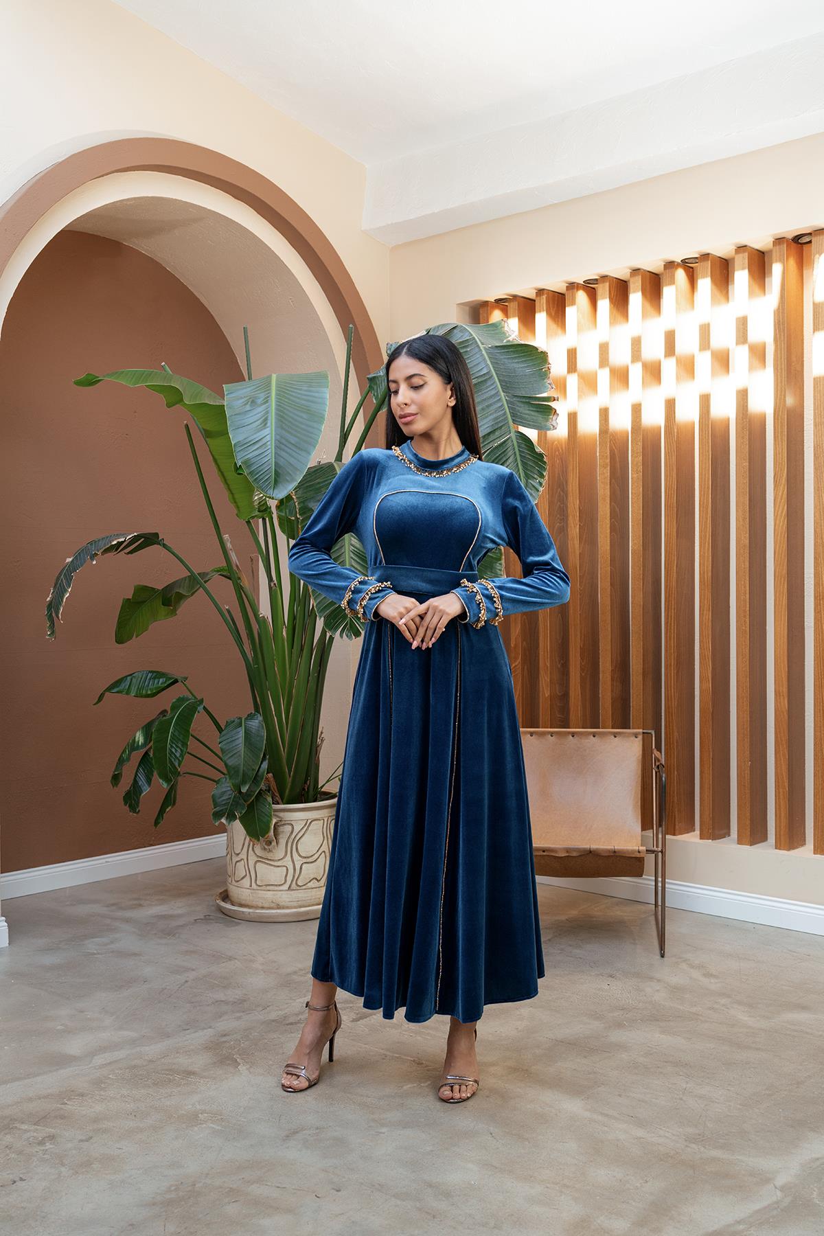 Kadife El İşlemeli Elbise petrol