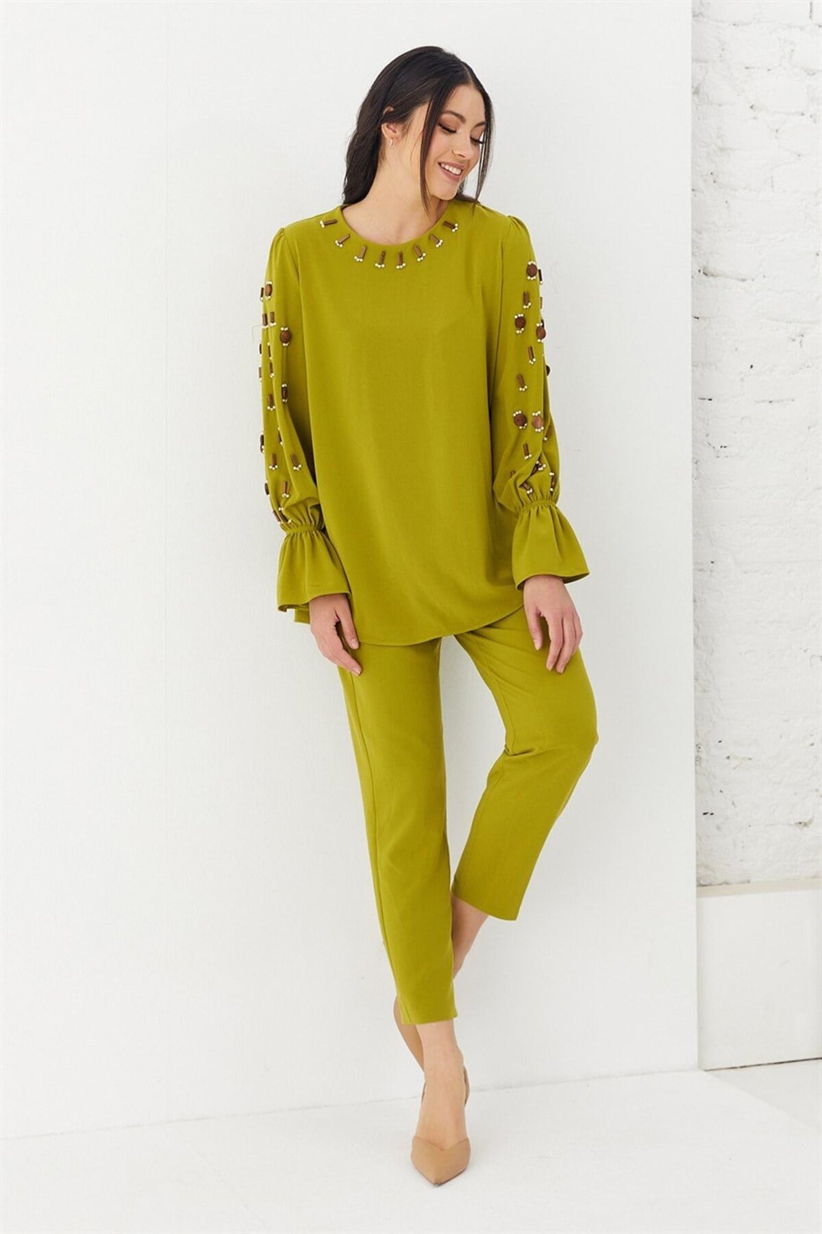 Kolu Lastikli Taş İşlemeli Pantolon Bluz İkili Takım Yeşil