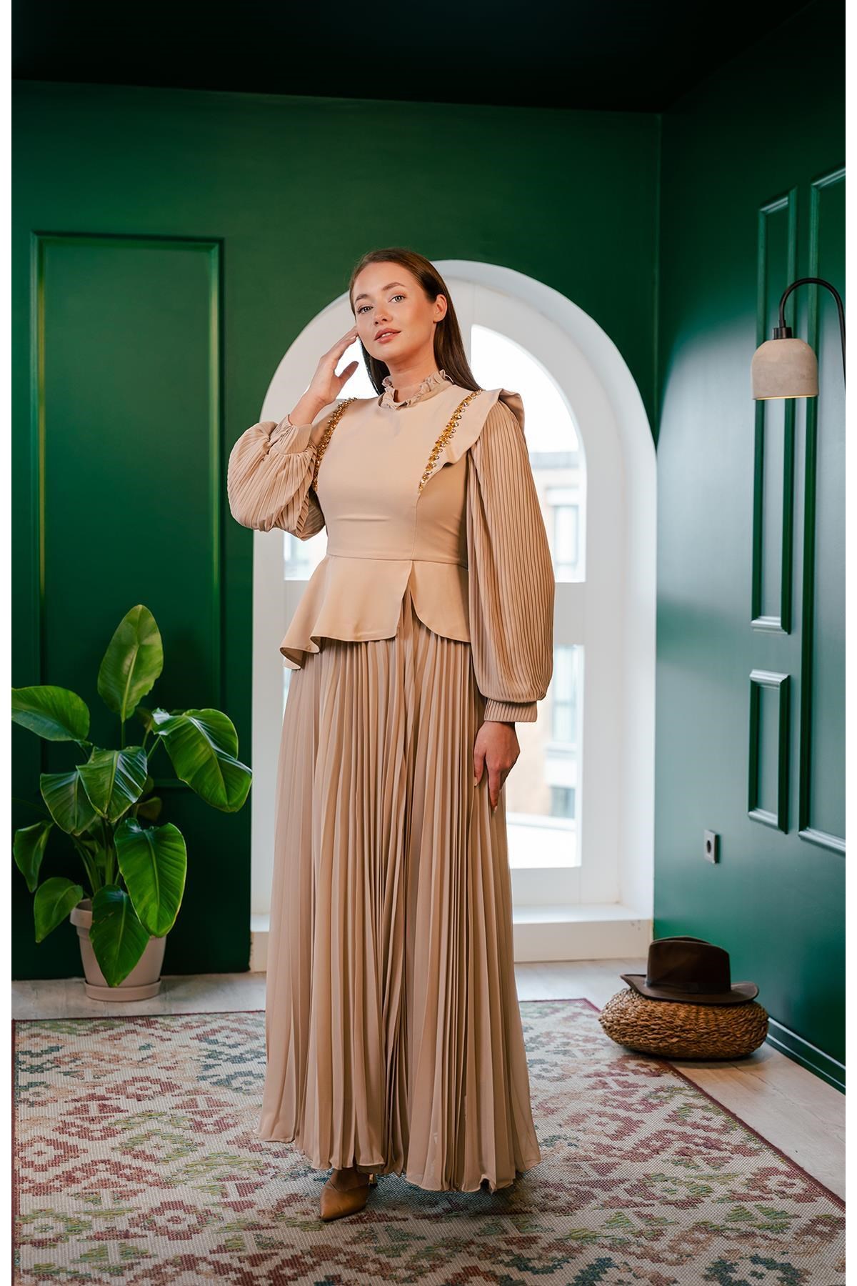 Şifon Krep Bluzlu Elbise Bej