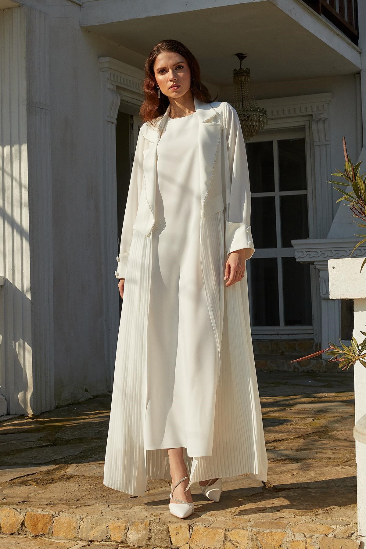 Taş İşlemeli Abaya Beyaz