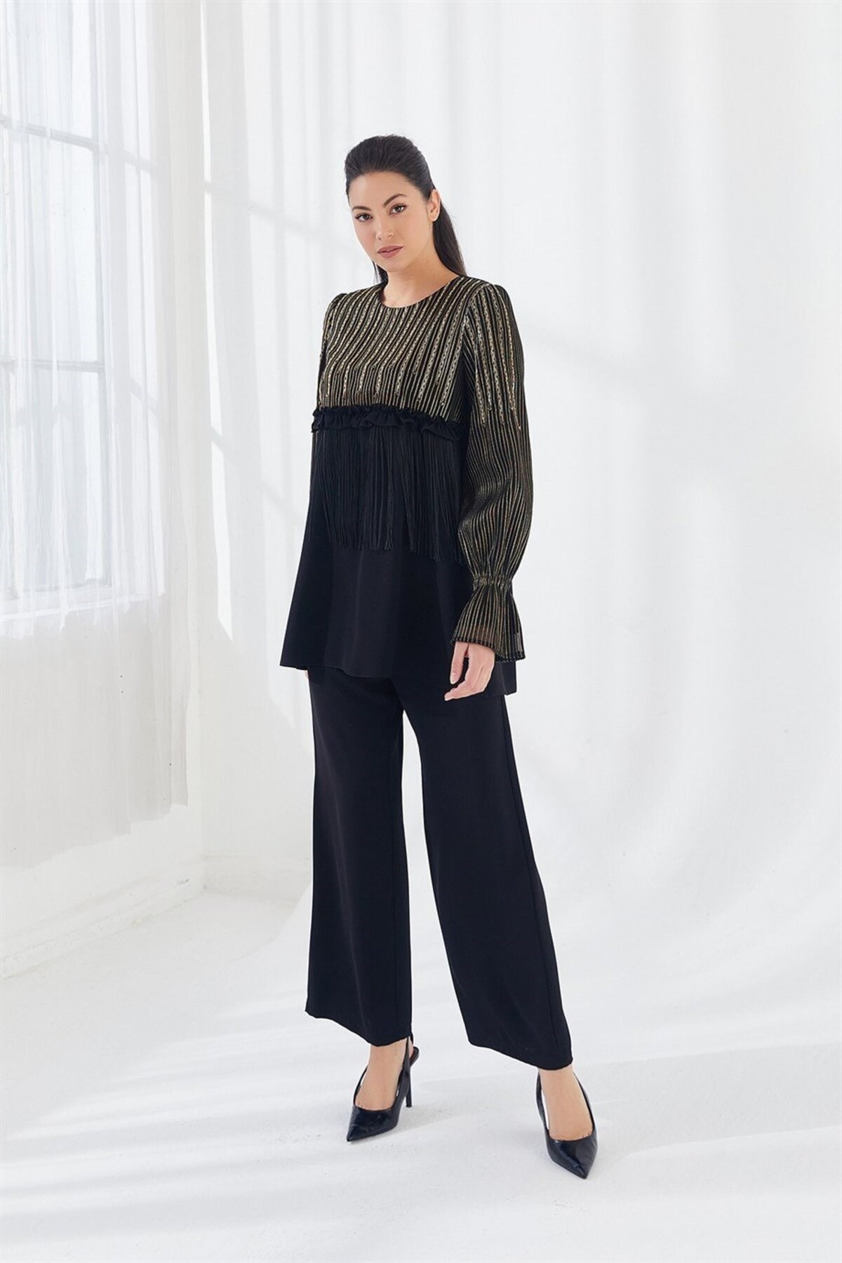 Varak Baskılı Boncuk İşlemeli Bluz Pantolon İkili Takım Siyah