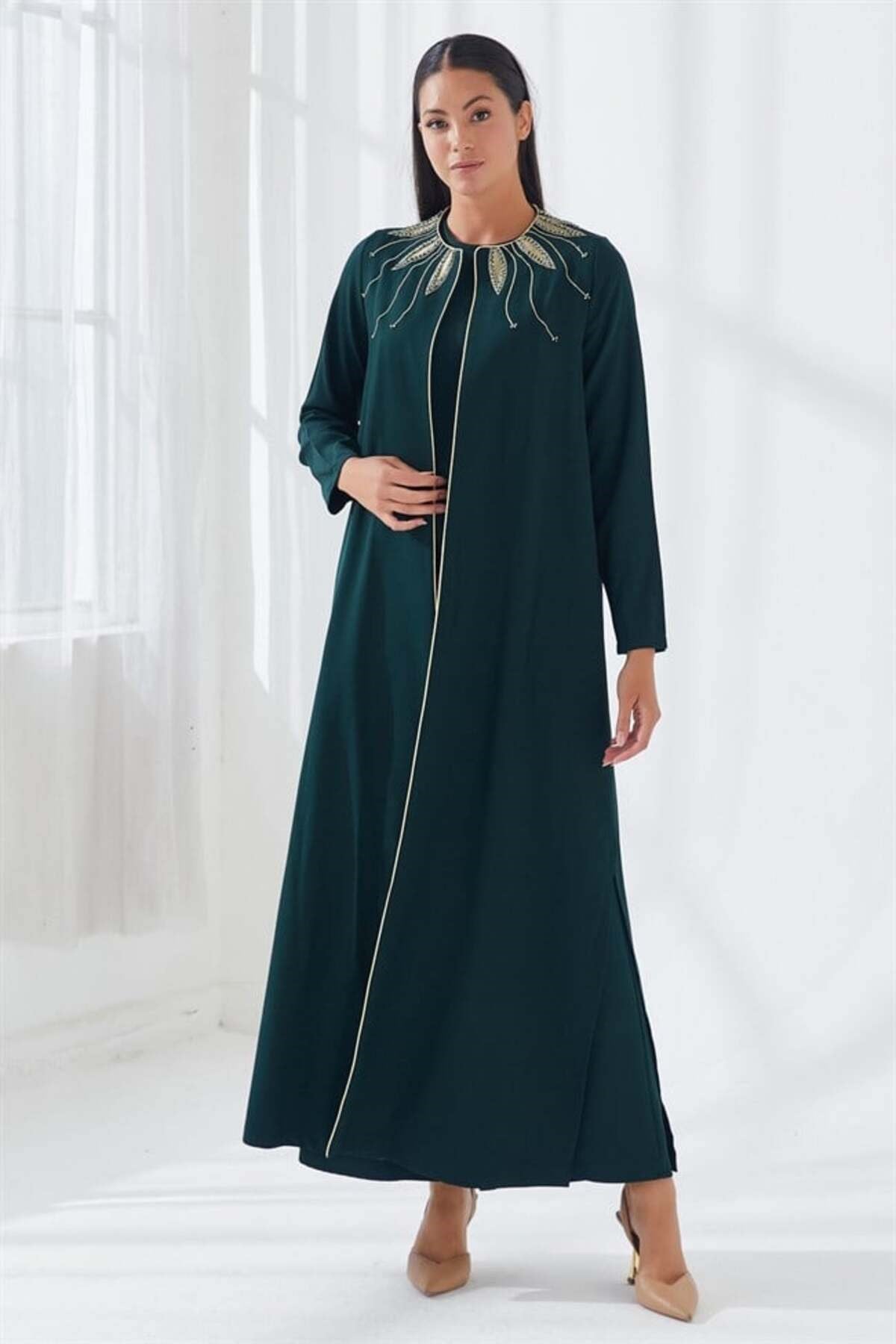 Yakası Nakış İşlemeli İkili Abaya Takım Yeşil