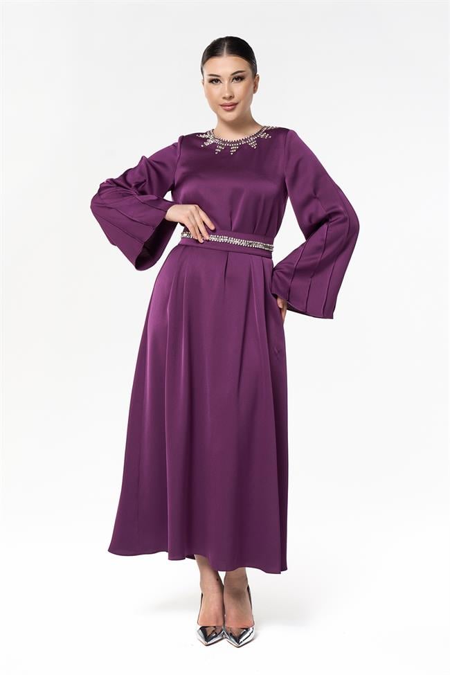 Yakası Taş İşlemeli Elbise Mor