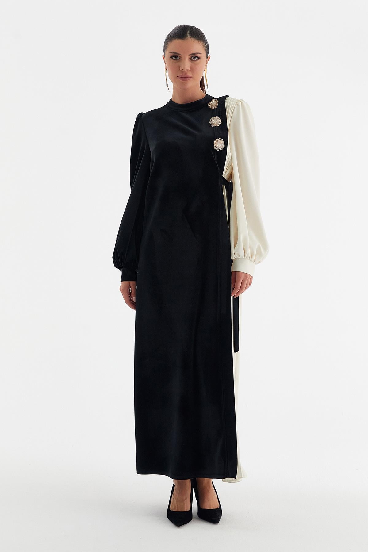 Yandan Bağlamalı Pliseli Elbise Siyah