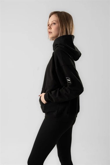 Kemı Bayan Kapşonlu Sweat 26k Kmı SİYAH