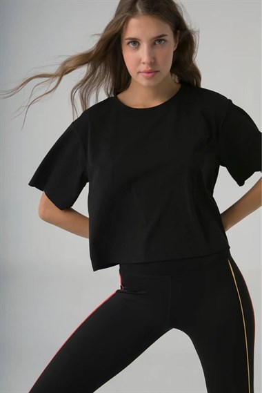 Kemı Bayan O Yaka Backspin K.Kol Tshırt 26y Kmı SİYAH