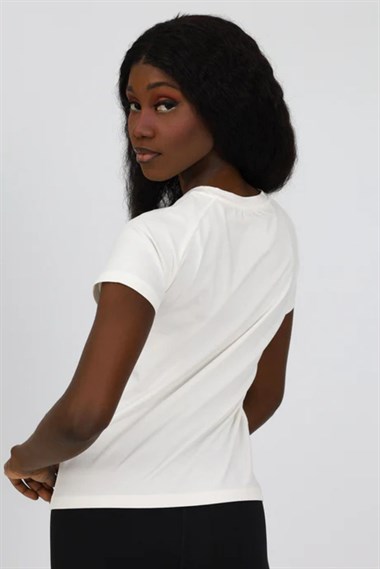 Kemı Bayan O Yaka K.Kol Tshırt 26y Kmı KREM