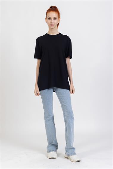 La Bayan O yaka Düz Basıc K.Kol Tshırt SİYAH