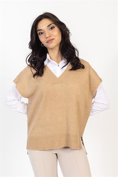 Vs Kadın V Yaka Triko Kolsuz Kazak 23 19 Emy 23k CAMEL