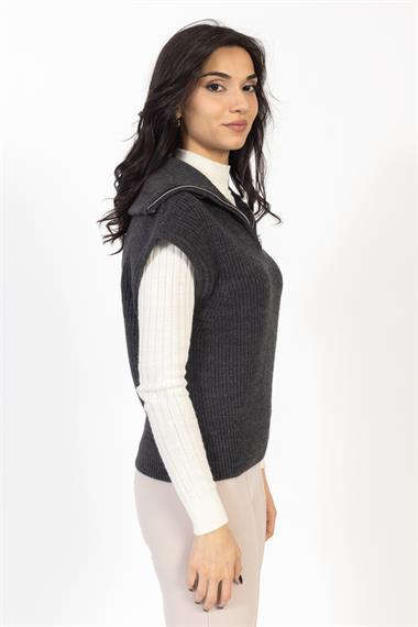 Vs Kadın Yarım Fer.Kolsuz Triko Kazak 23 256 Emy 23k ANTRASİT