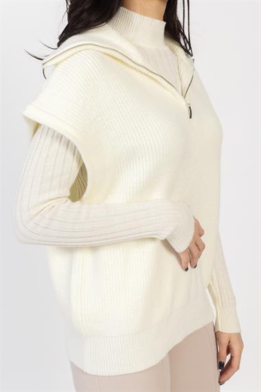 Vs Kadın Yarım Fer.Kolsuz Triko Kazak 23 256 Emy 23k EKRU