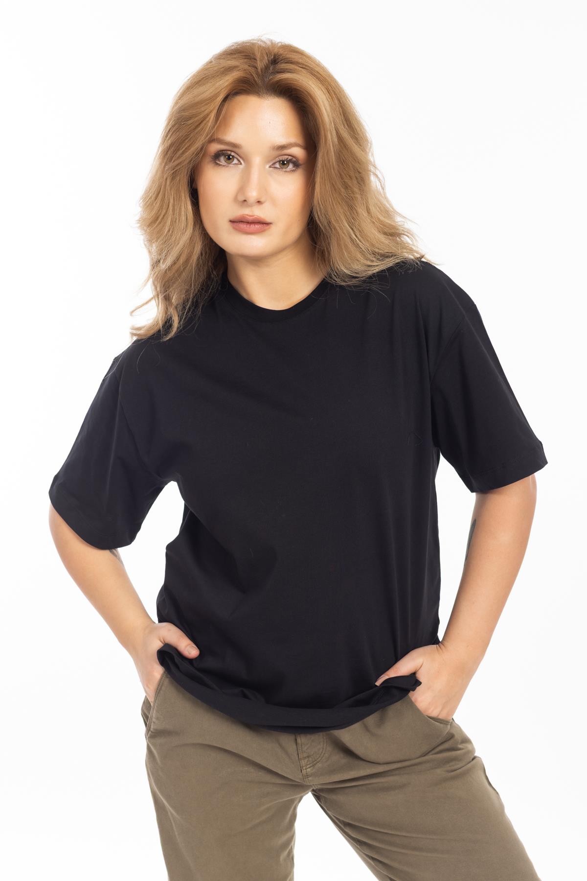 İpk Unisex Düz Basıc K.Kol Tshırt 25y Cu SİYAH