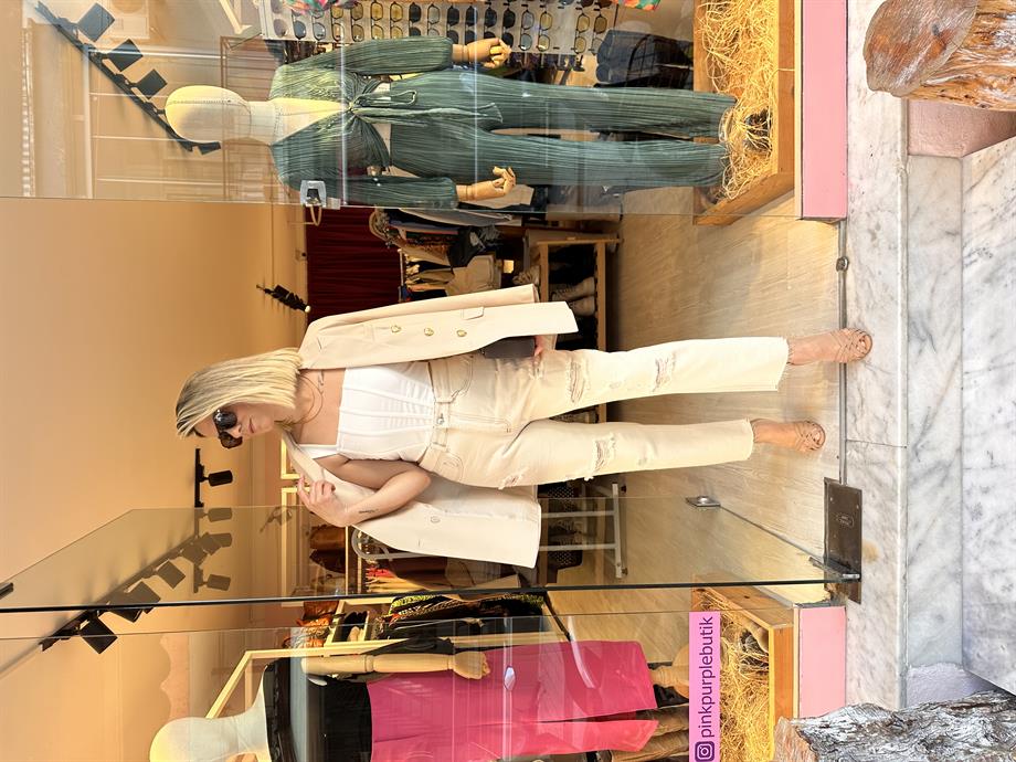 Beyaz Korse Crop