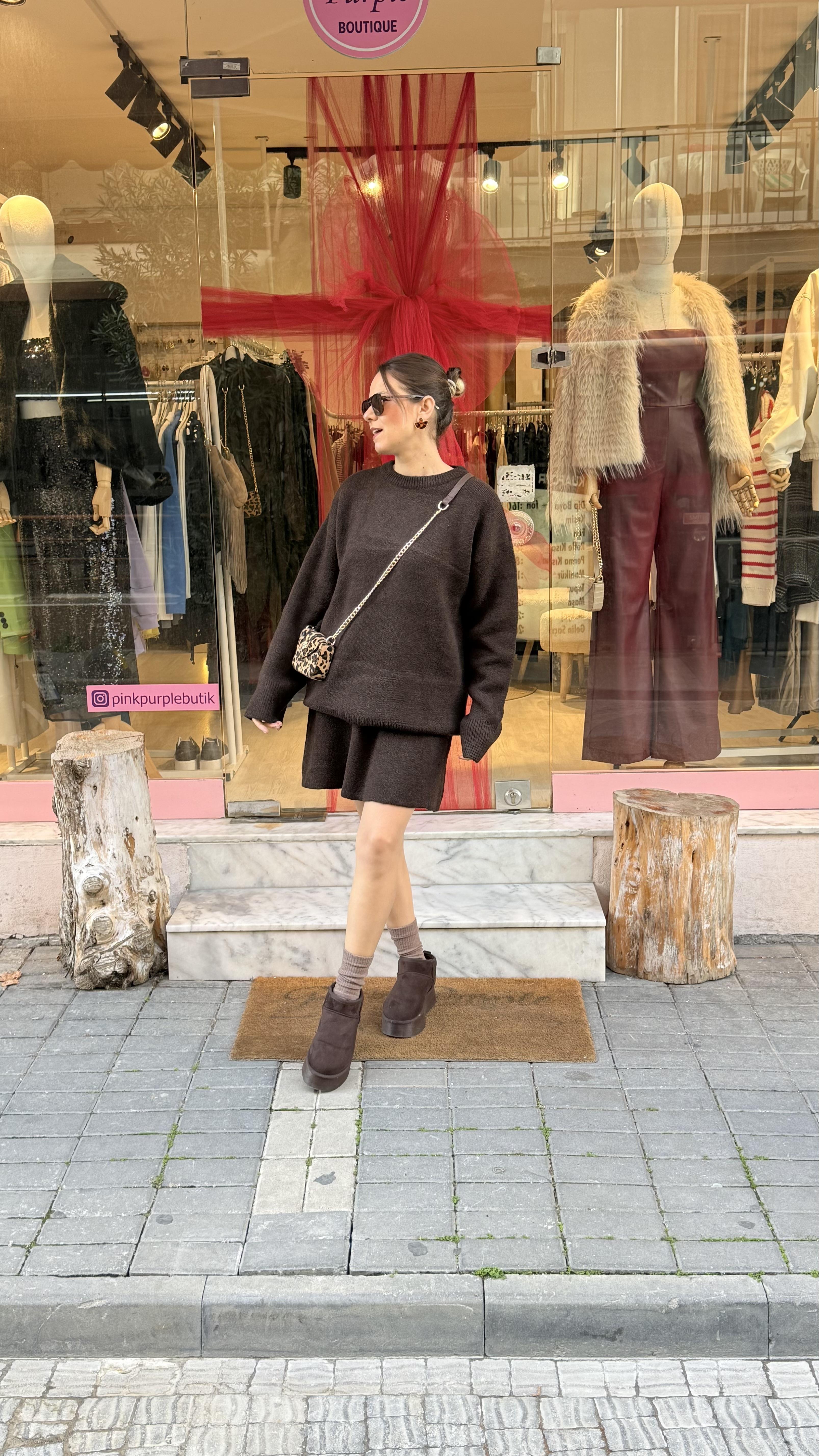 Acı Kahve Etekli Triko Takım