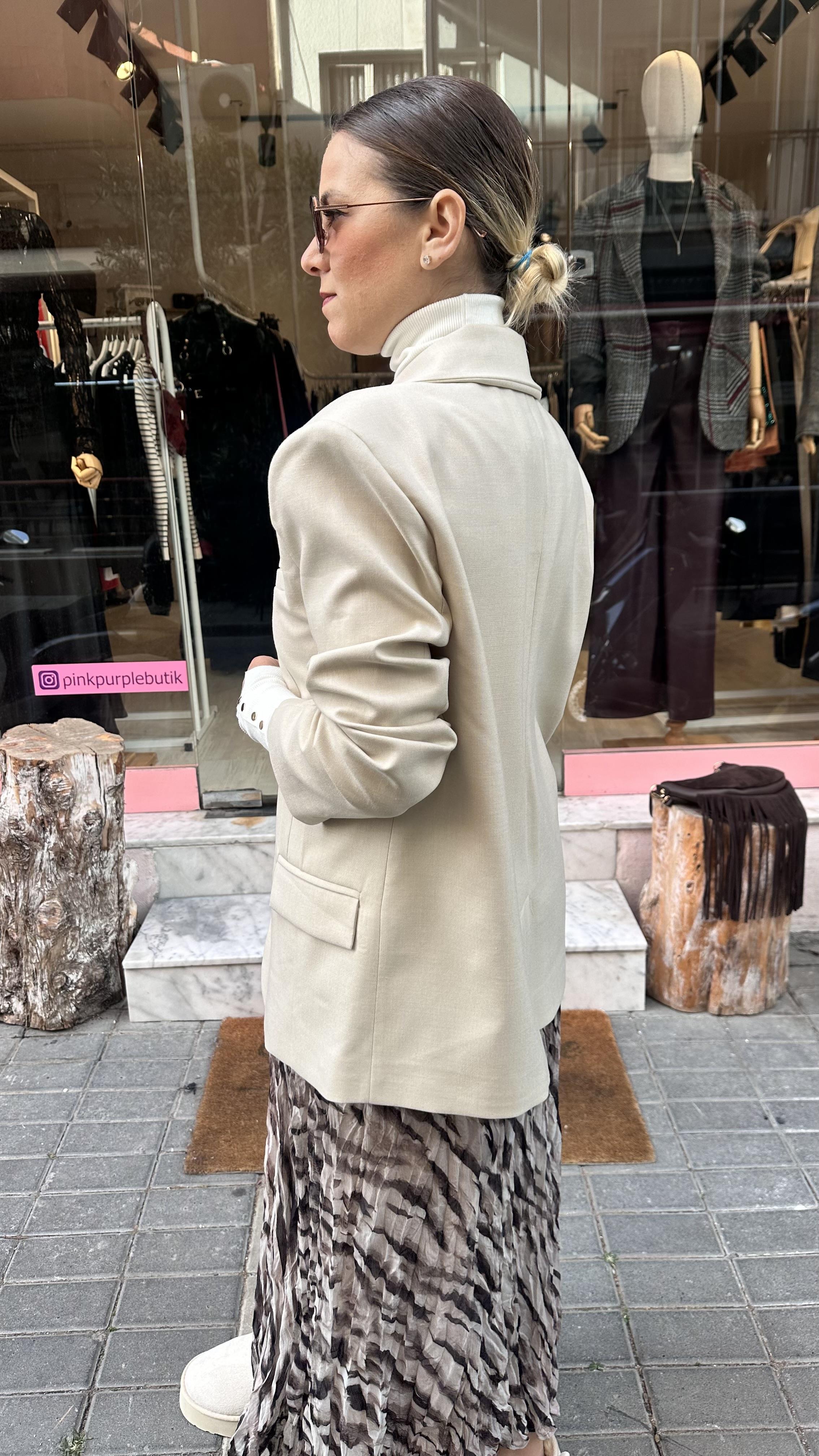 Bej Blazer
