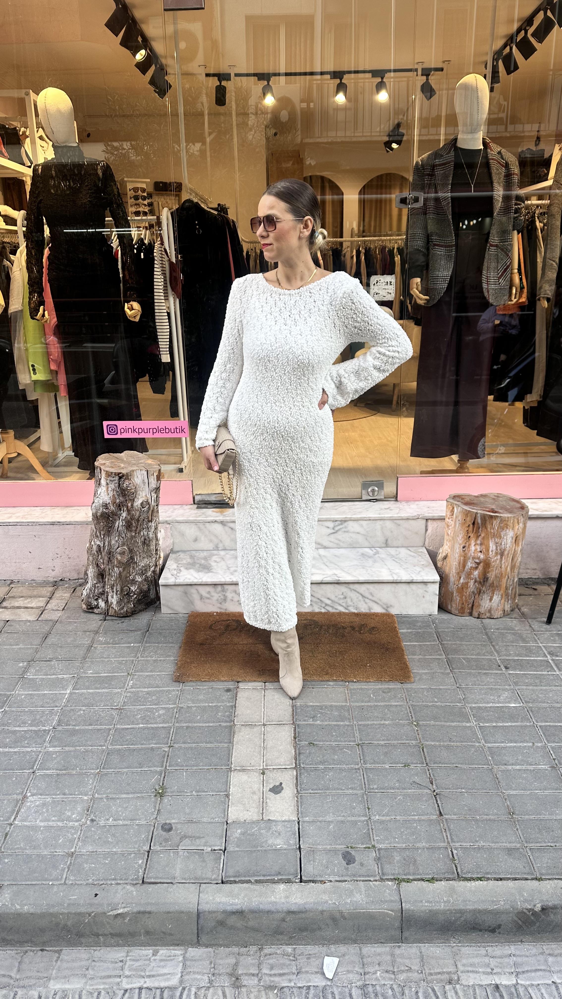 Beyaz Bürümcük Elbise