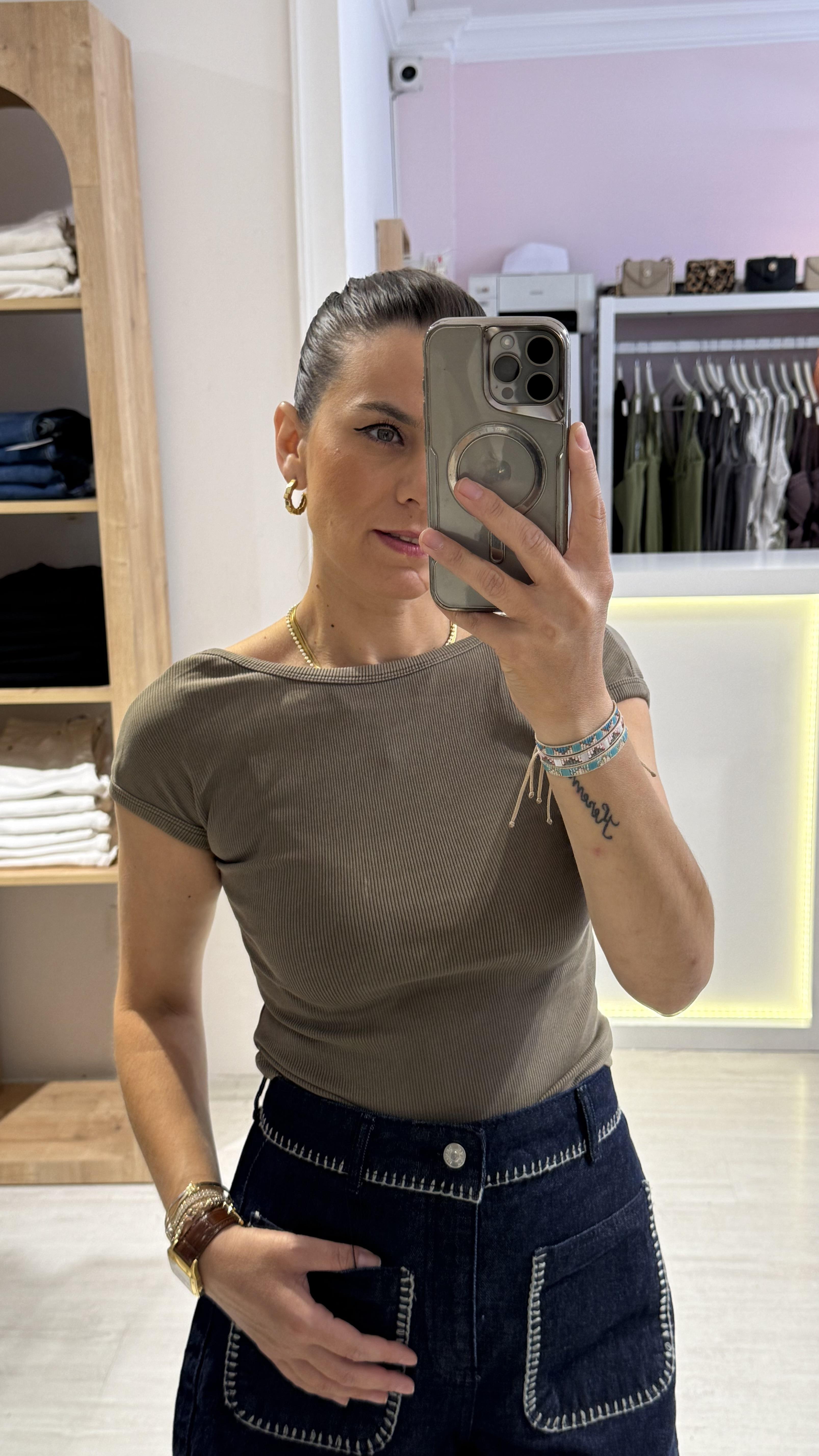Haki Sırt Dekolte Body