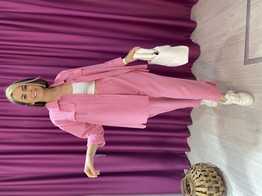 Pembe Tiril Takım