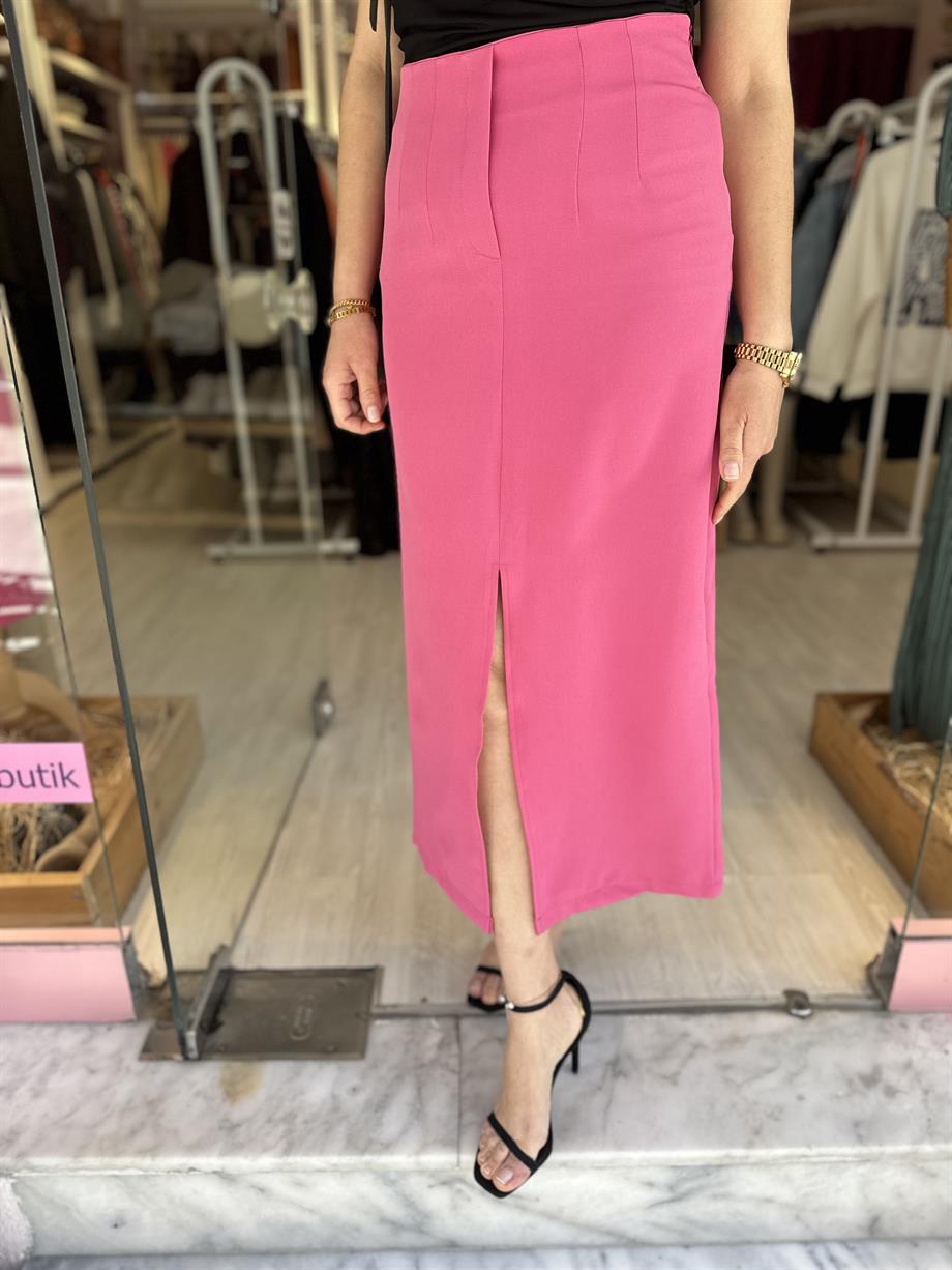 Pembe Yırtmaçlı Etek