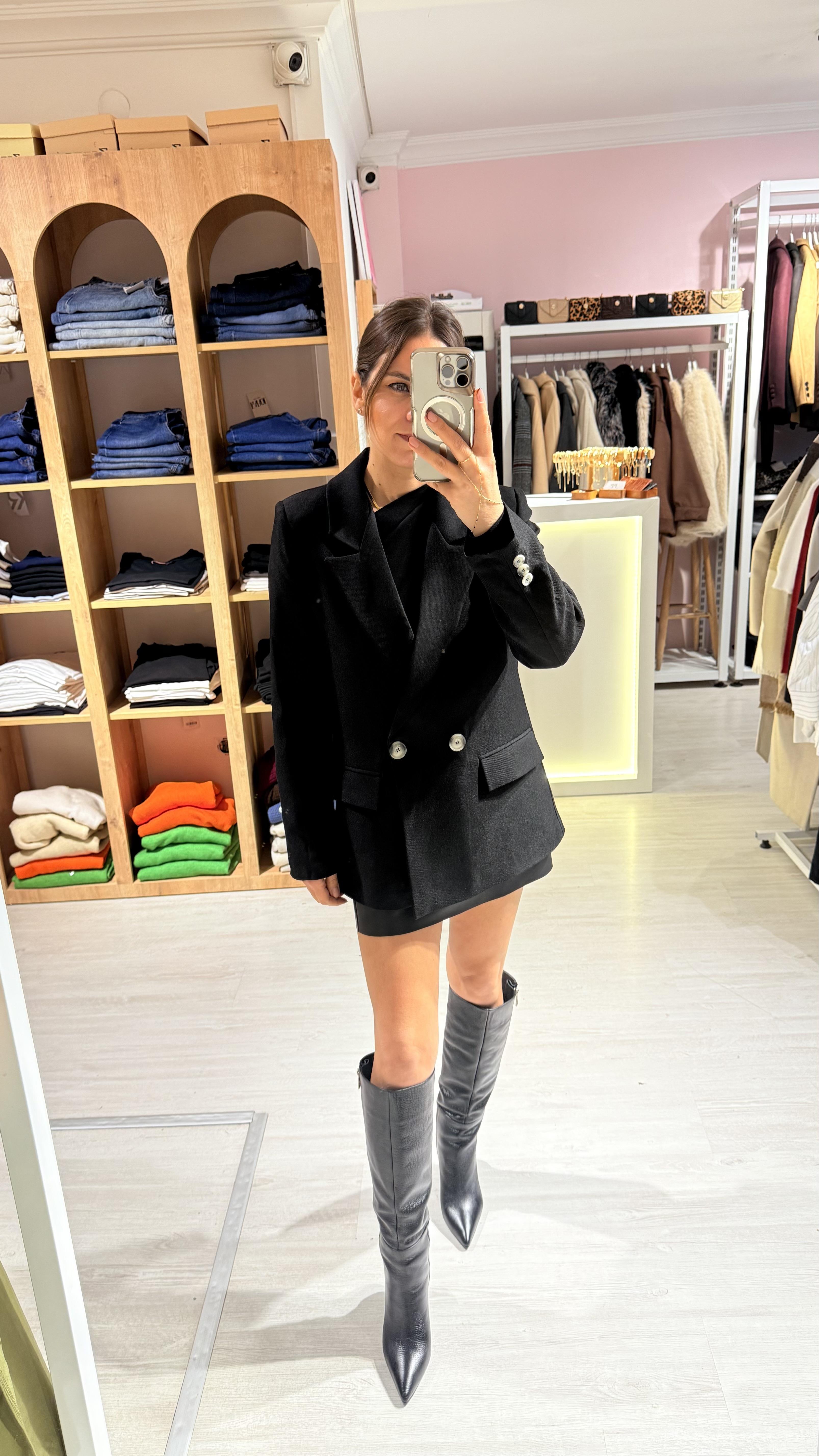 Siyah Yün Efekt Blazer