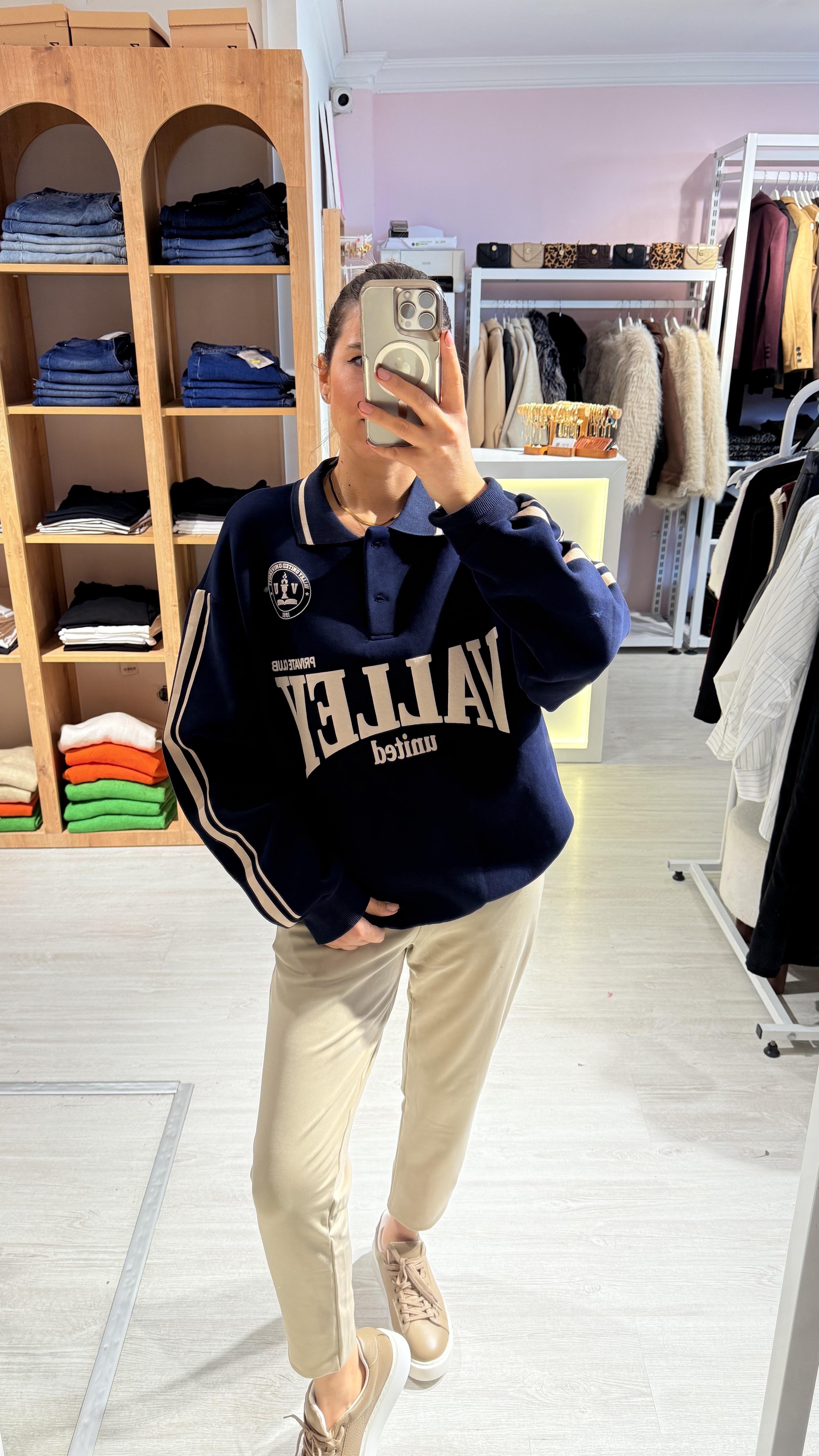 Valley Sweatshirt