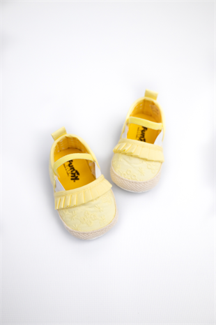 Sarı Önü Fırfırlı Kız Bebek Ayakkabı