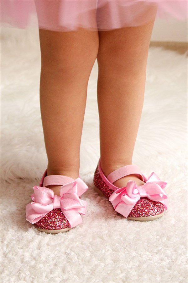 Pembe Fiyonklu Simli Kız Çocuk Ayakkabı