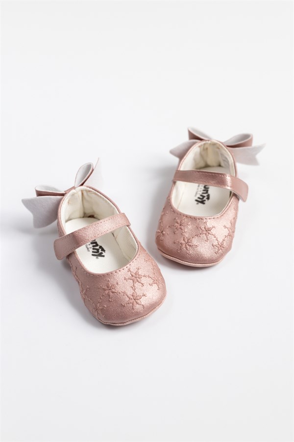 Pudra Yıldız Nakışlı Topuğu Kurdeleli  Kız Bebek Ayakkabı