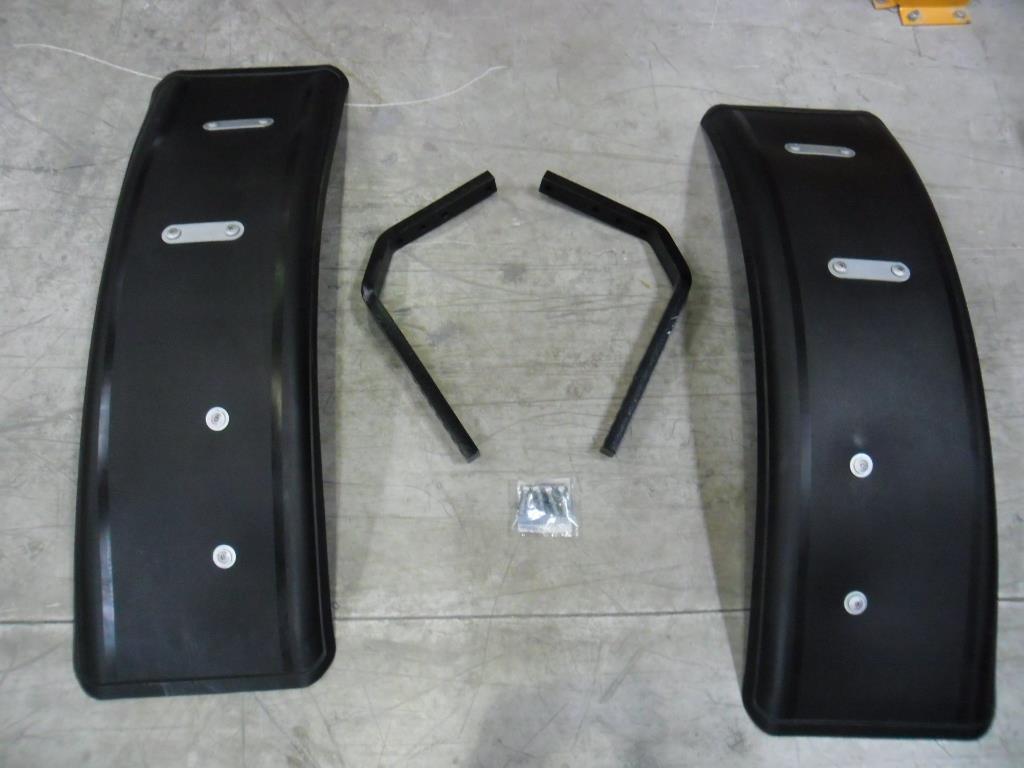 47569643SAĞ SOL ÇAMURLUK KOMPLESİ (400MM) (47468819)CNH