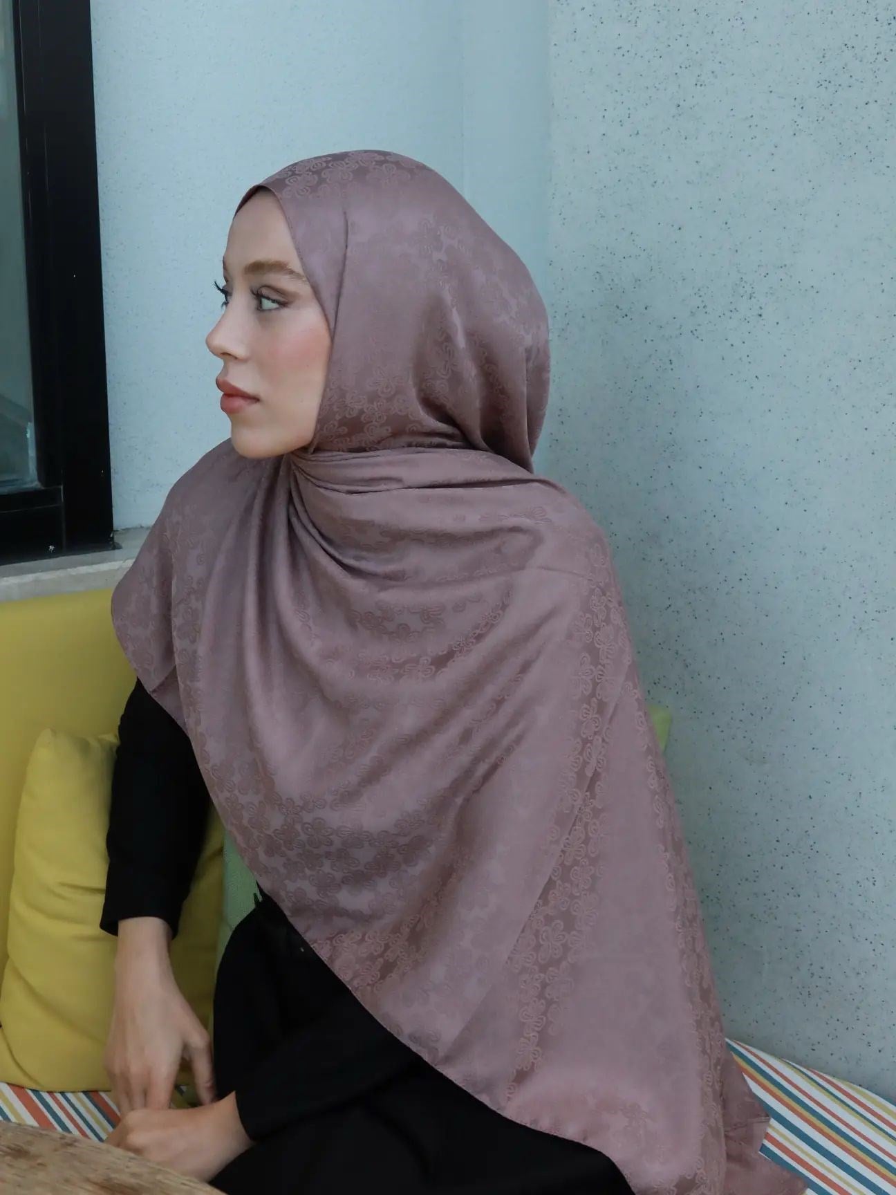 İpeksi Jakar Amber Desen Şal Tozlu Kahve