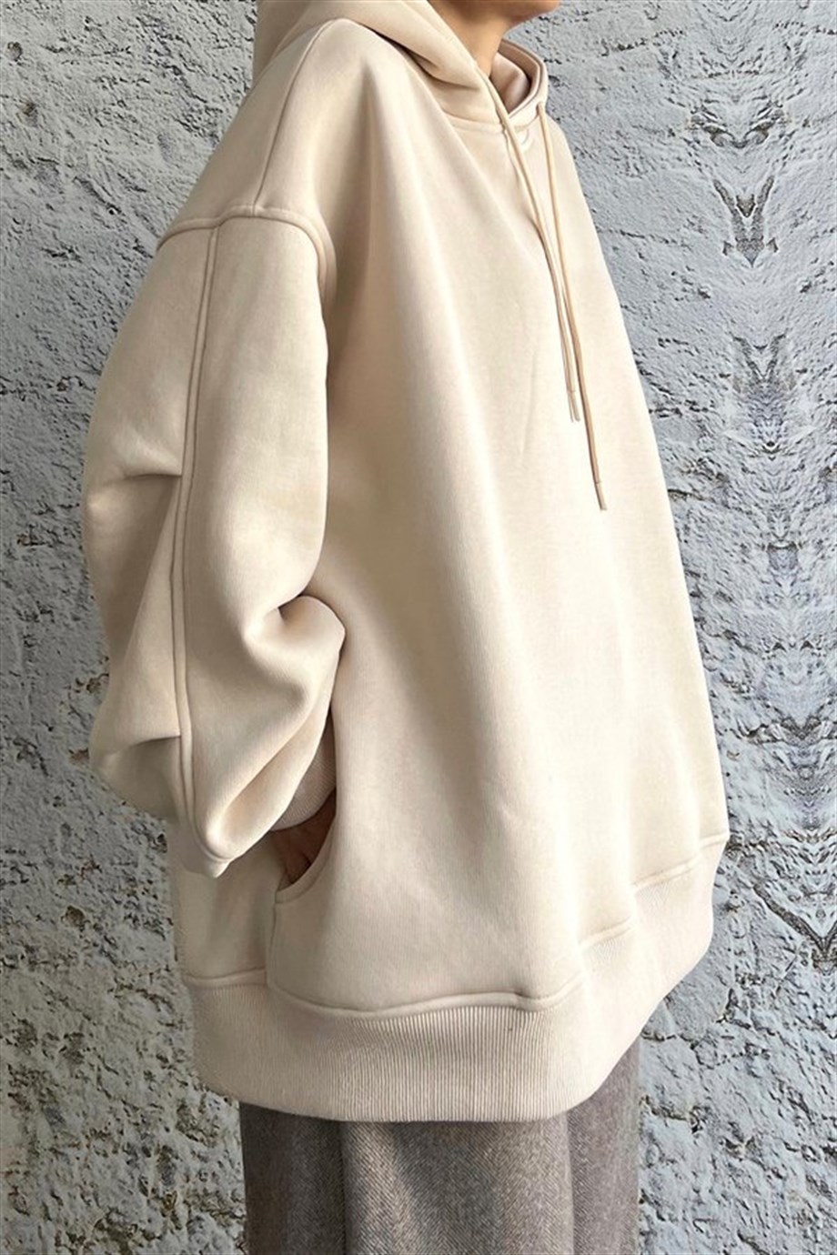 Oversize Cep Detaylı Taş Sweat