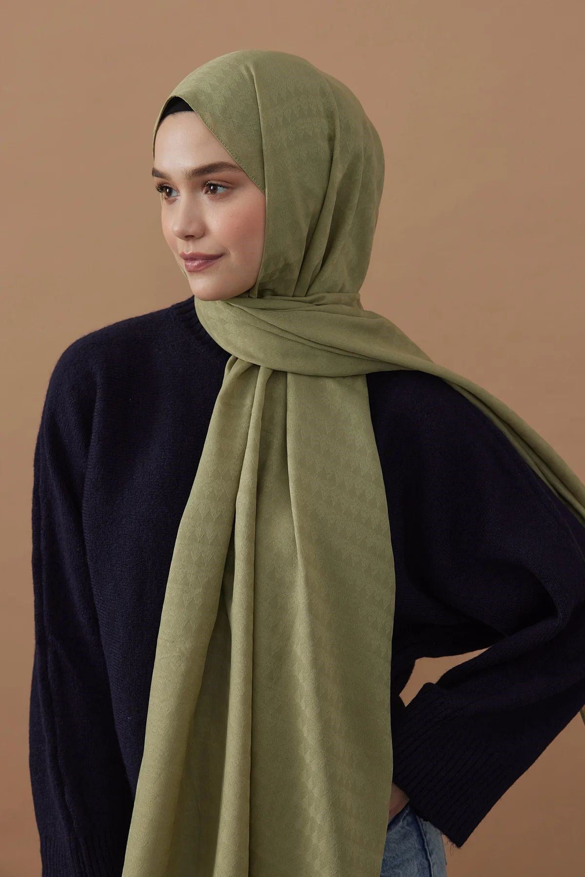Soft Jakar Üçgen Desen Şal Yeşil Çay