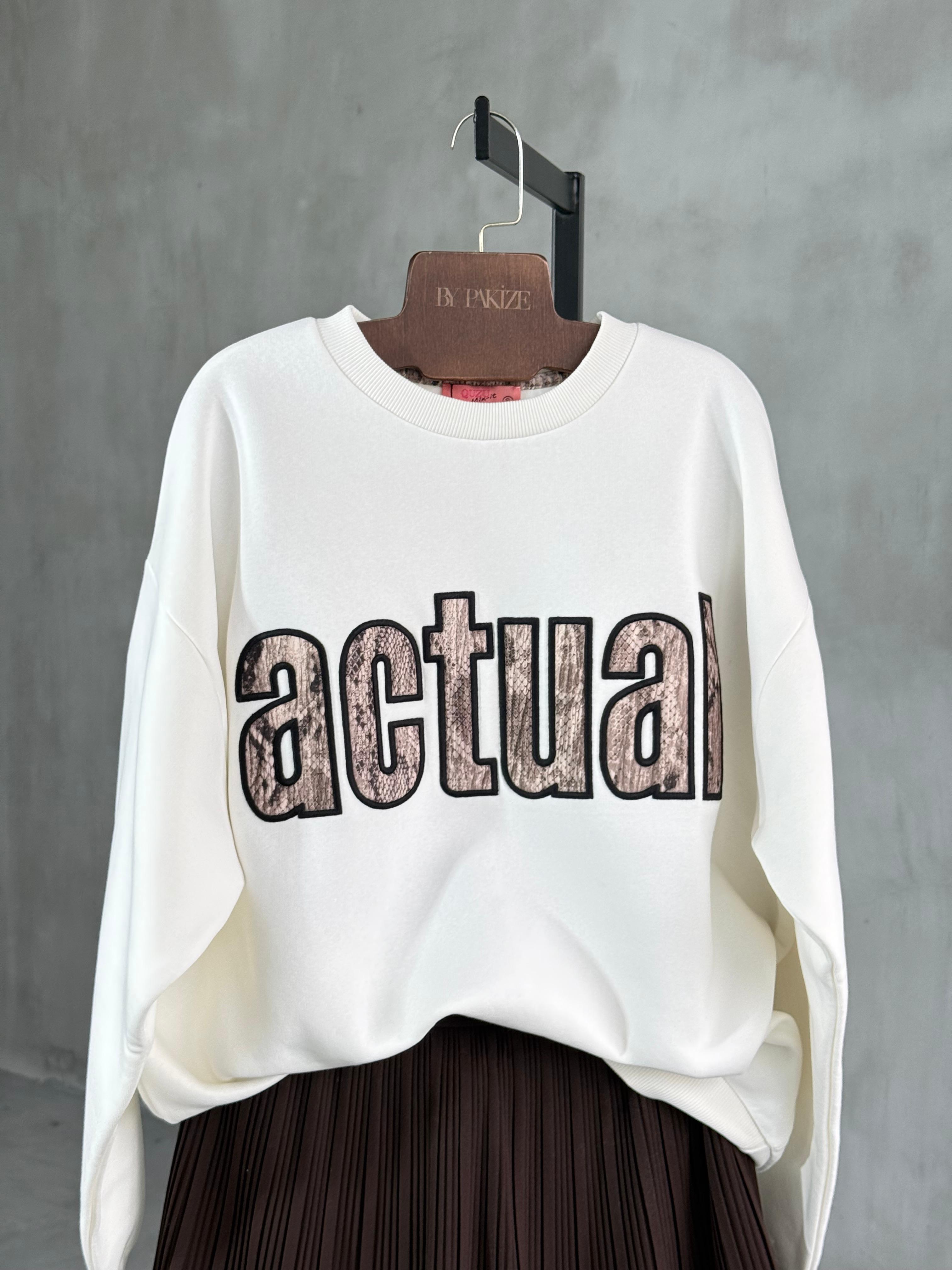 Actual Nakışlı Oversize Sweatshirt (Ekru)
