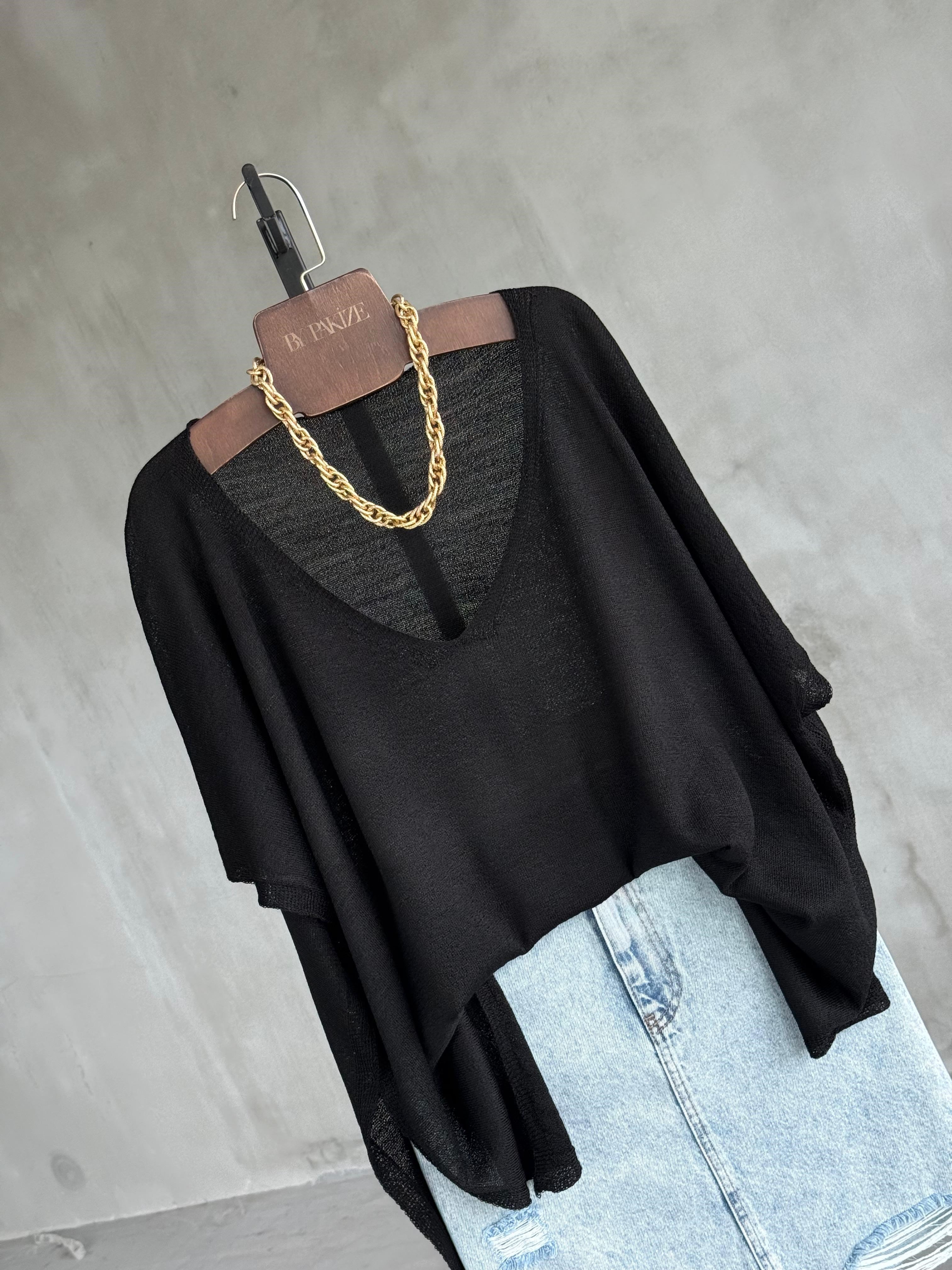 Basic Oversize Merserize Yan Yırtmaç Triko (Siyah)