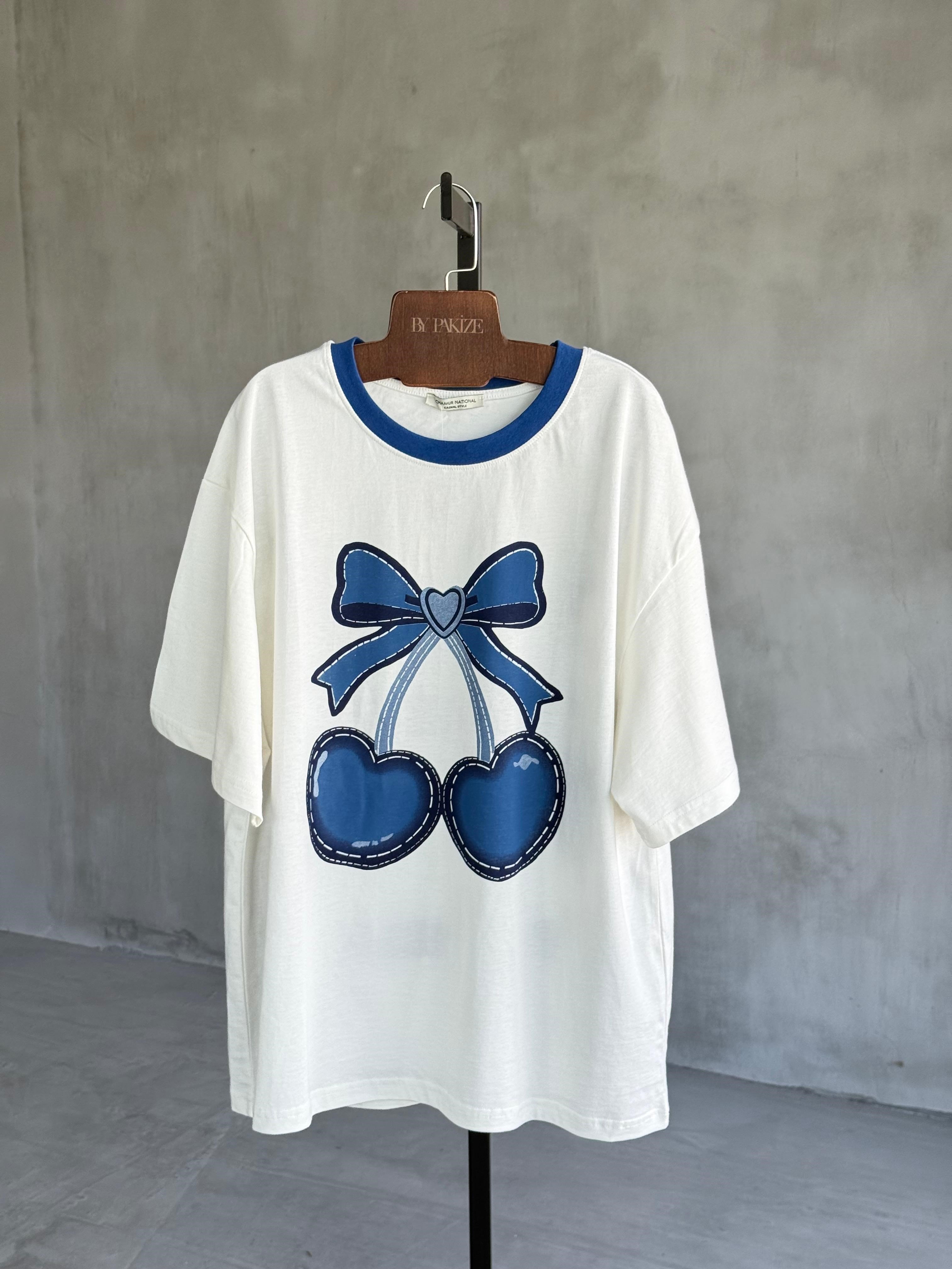 Denim Görünüm Kiraz Baskılı Oversize Tişört (Beyaz)