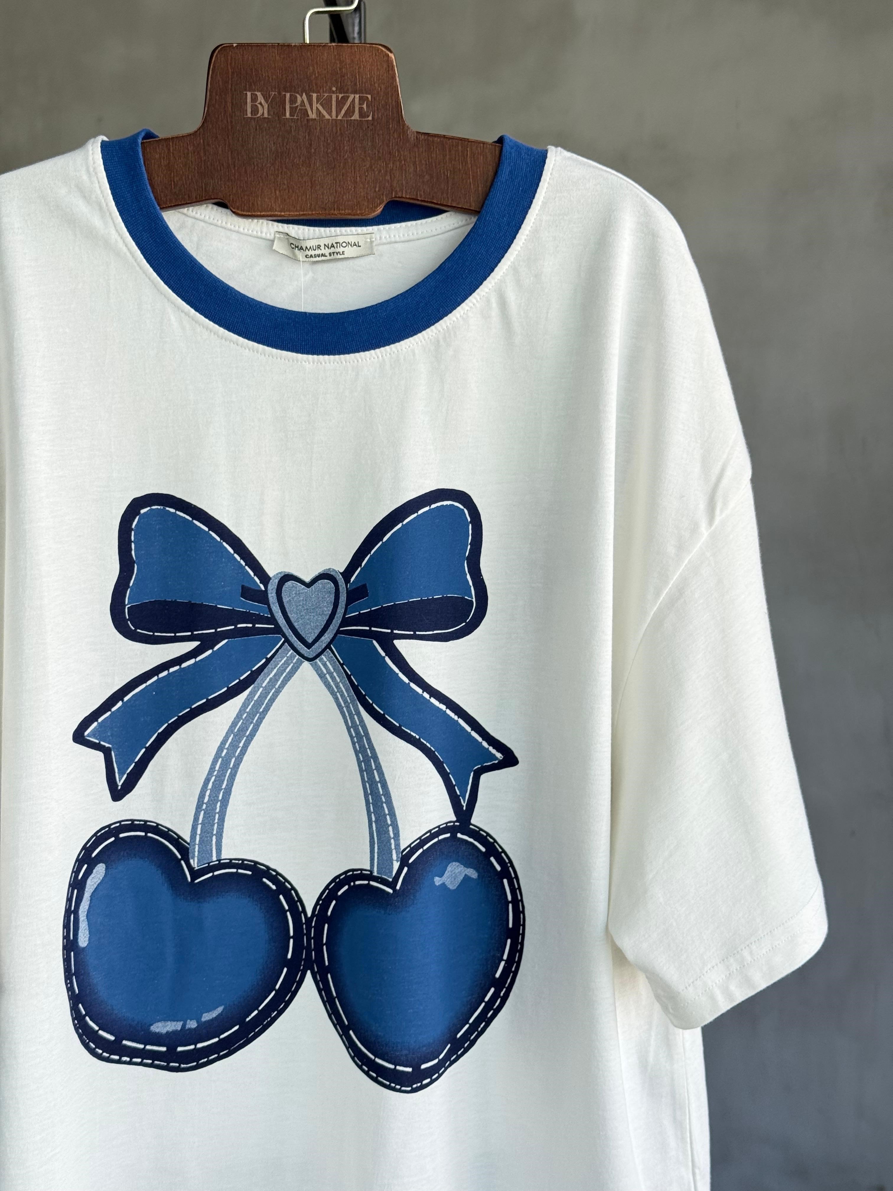 Denim Görünüm Kiraz Baskılı Oversize Tişört (Beyaz)