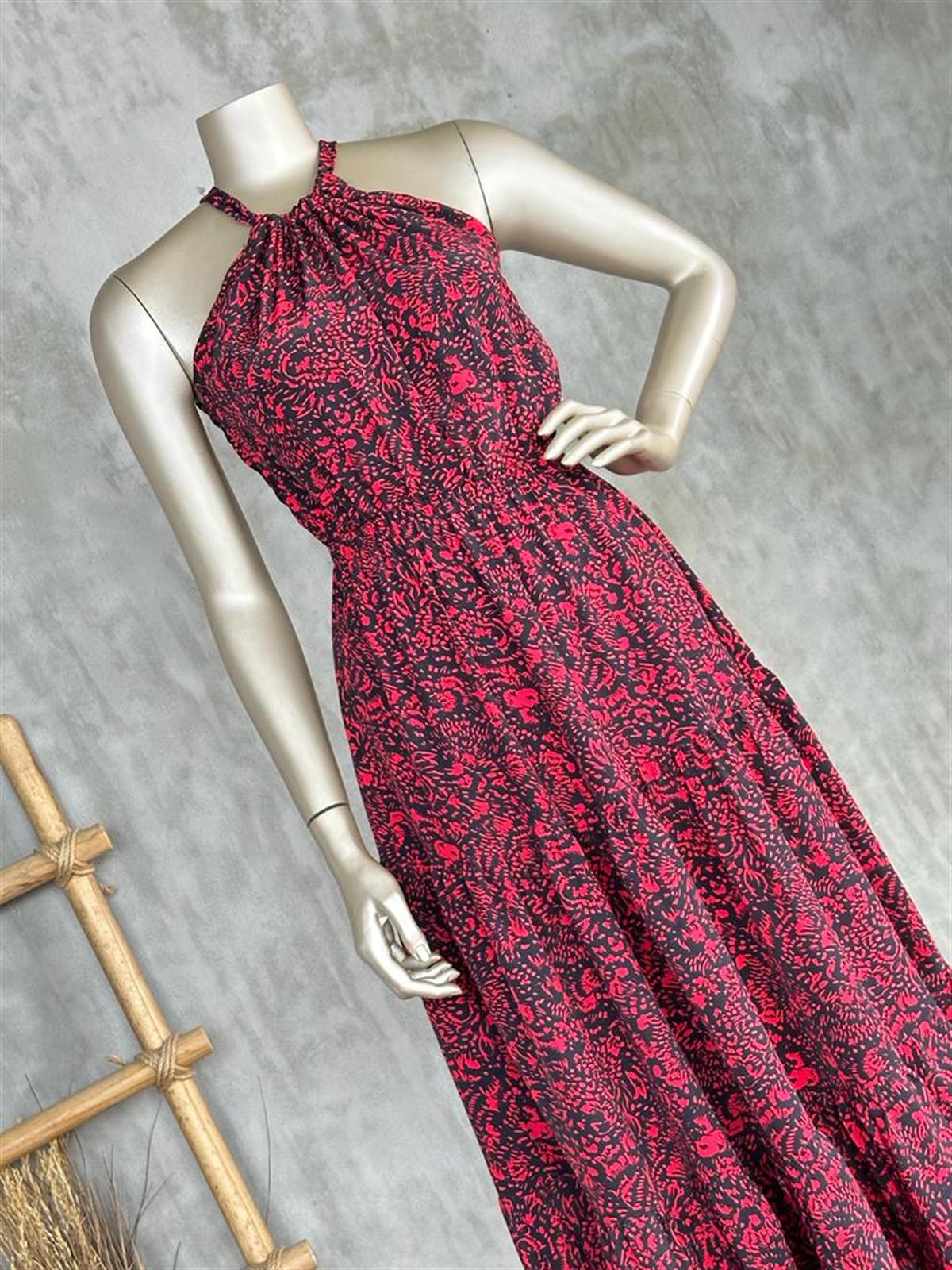 Halter Yaka Desenli Elbise (Kırmızı)