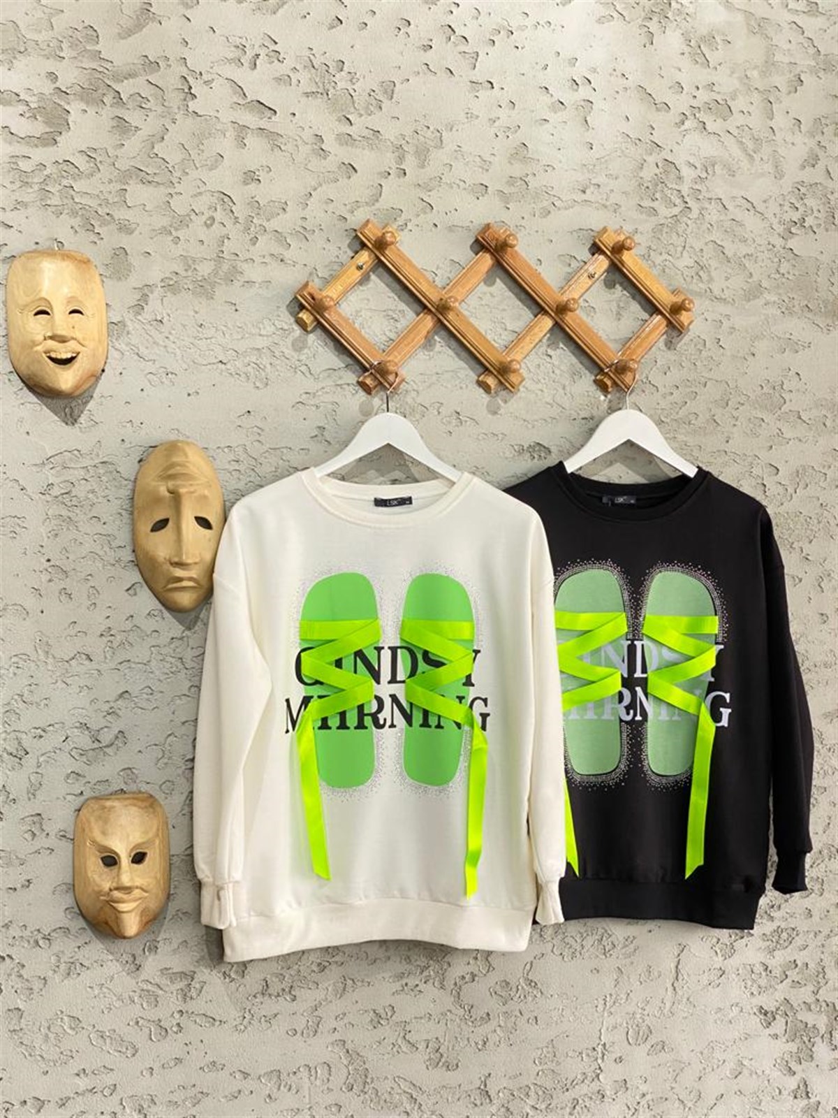 Kurdele Detaylı Sweat (Siyah)
