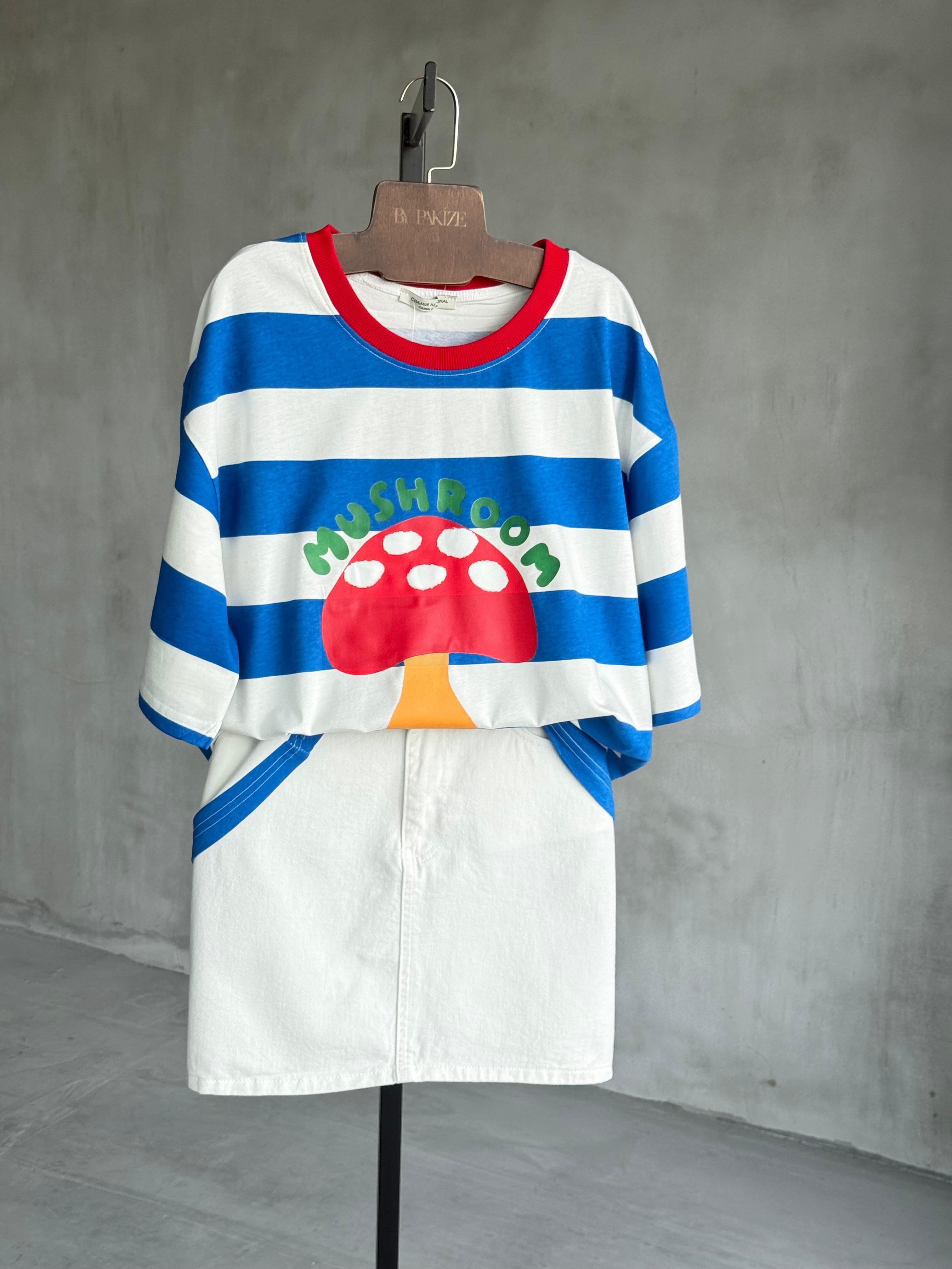 ÜRETİM AŞAMASINDADIR ÖN SİPARİŞE AÇIKTIR...Çizgili Mantar Baskılı Dokuma Tişört (Mavi)