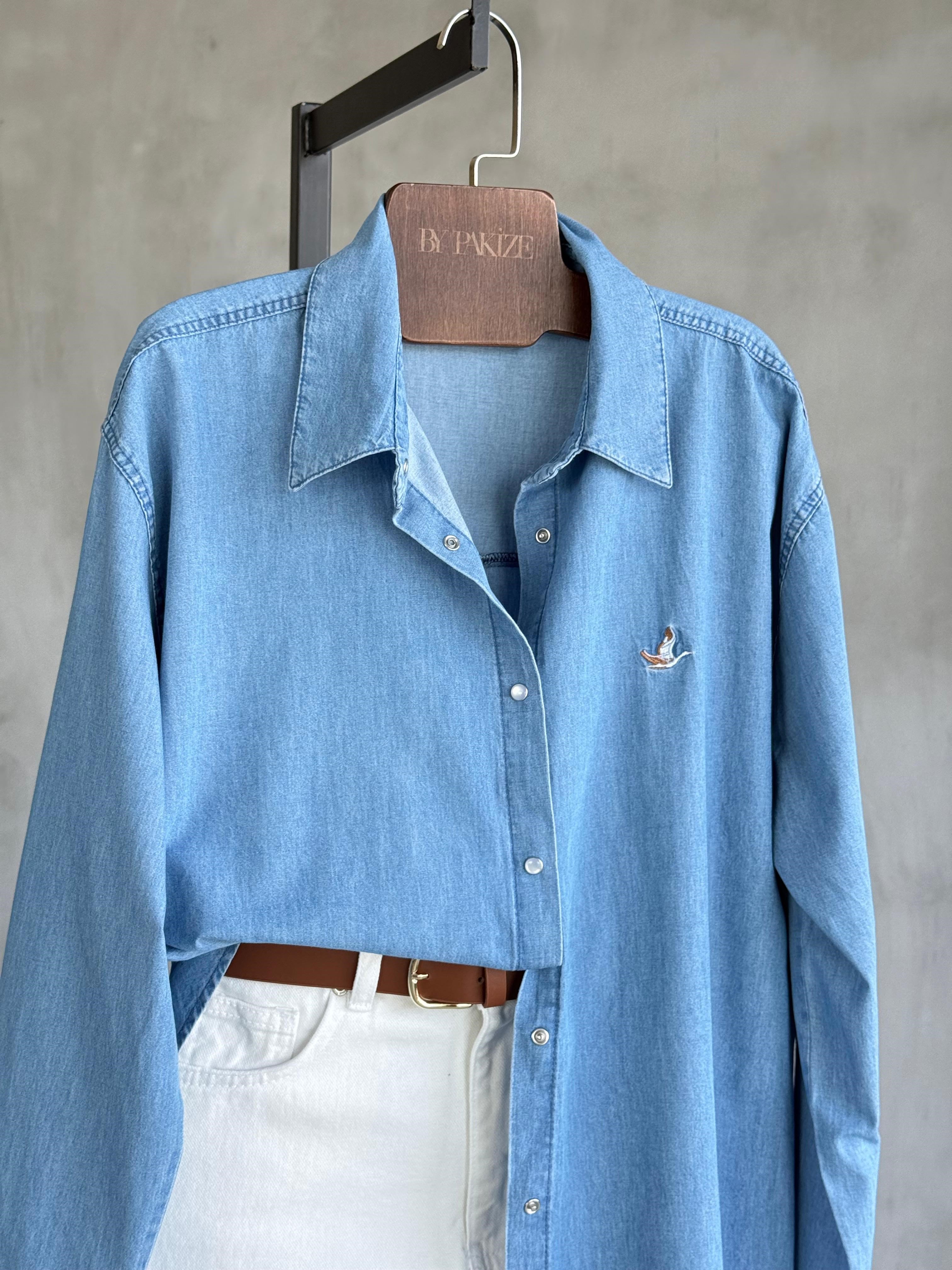 Premium Kuş Nakışlı Denim Marka Model Gömlek (Mavi)