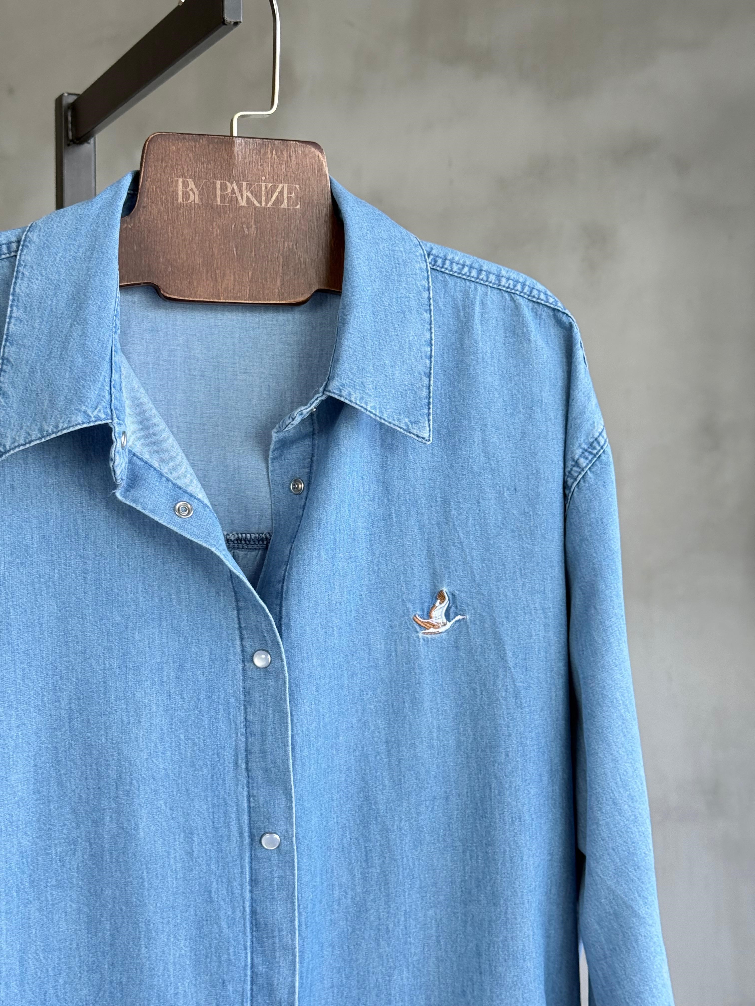 Premium Kuş Nakışlı Denim Marka Model Gömlek (Mavi)