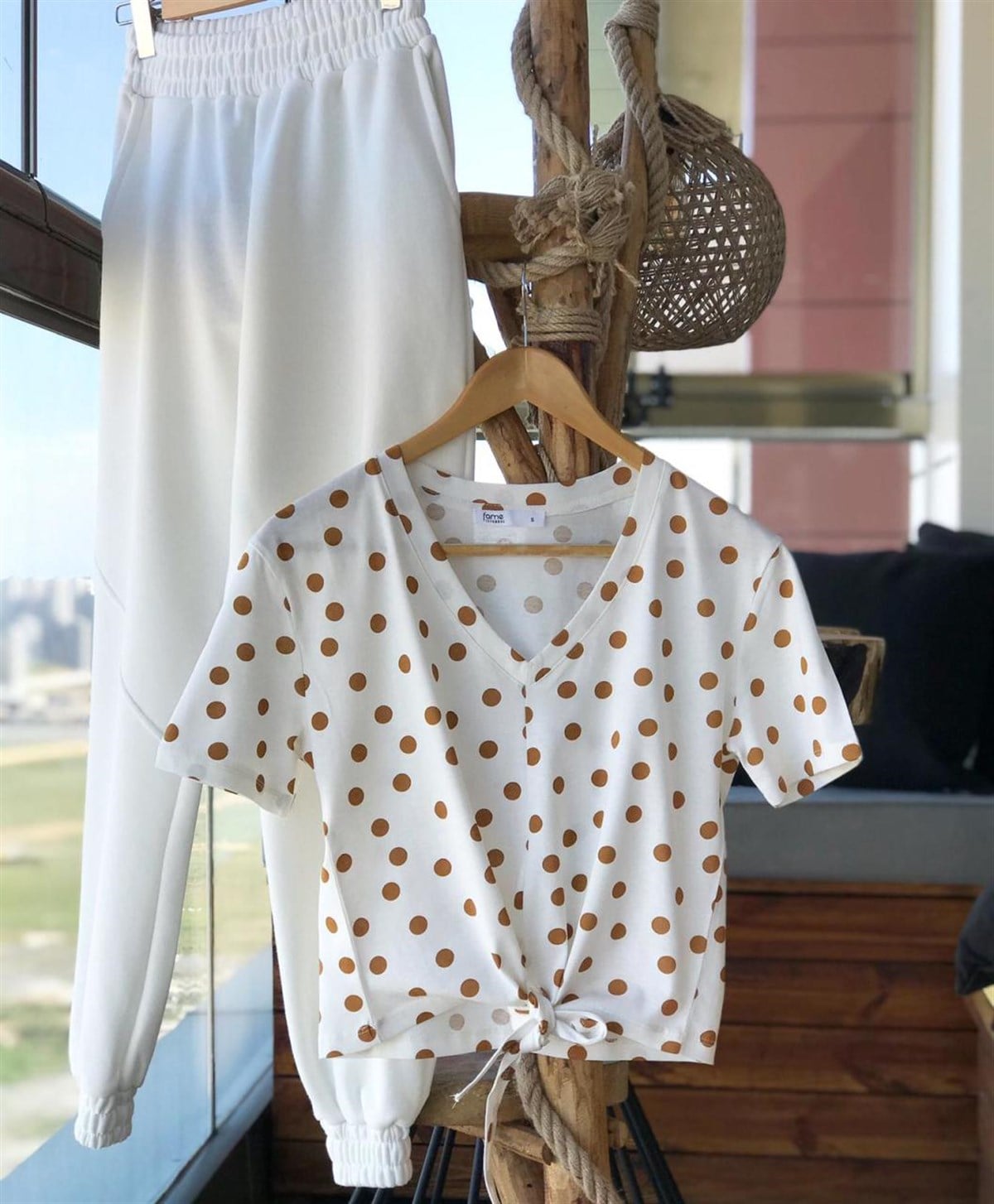 Puantiyeli Önden Bağlamalı Tshirt