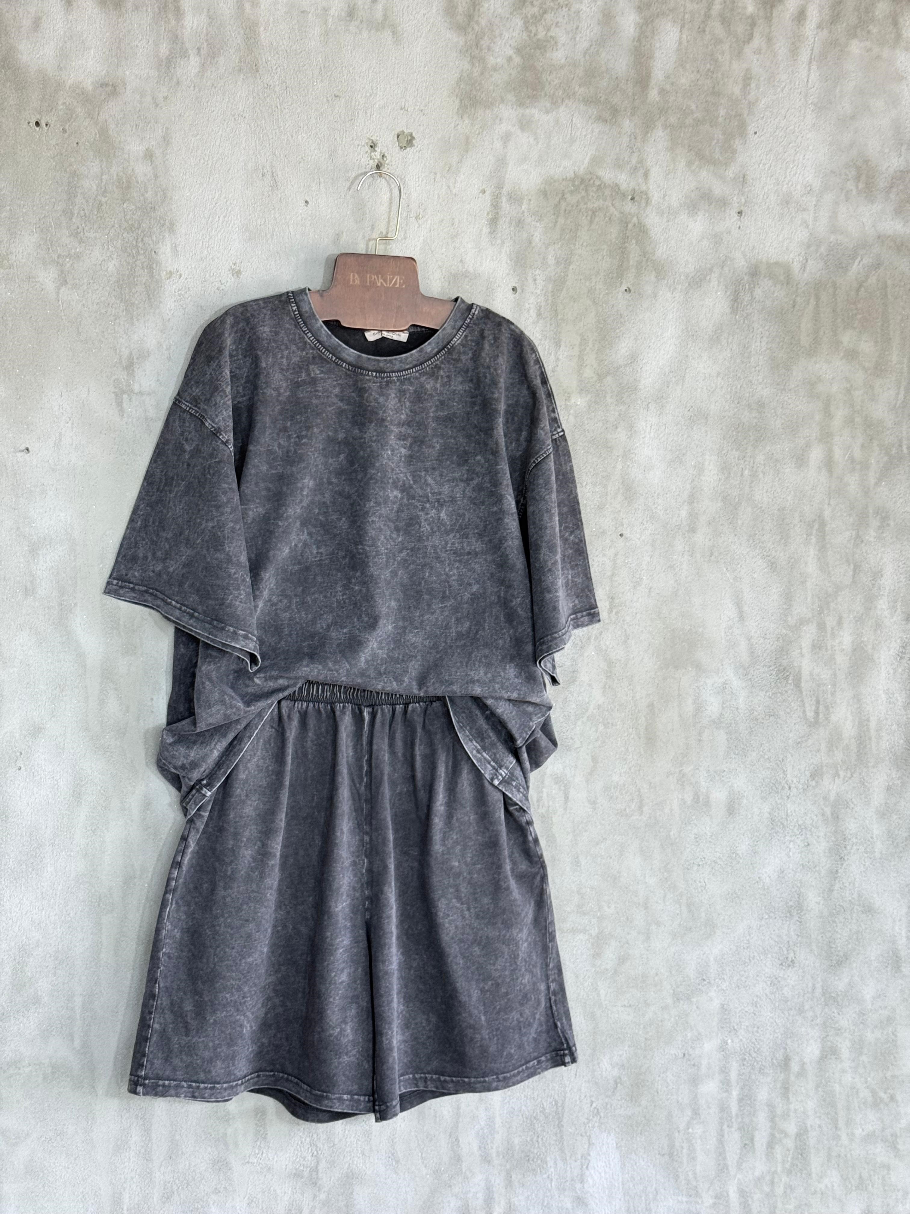 Şehir Boy Şortlu Oversize Taş Yıkamalı Takım (Antrasit)