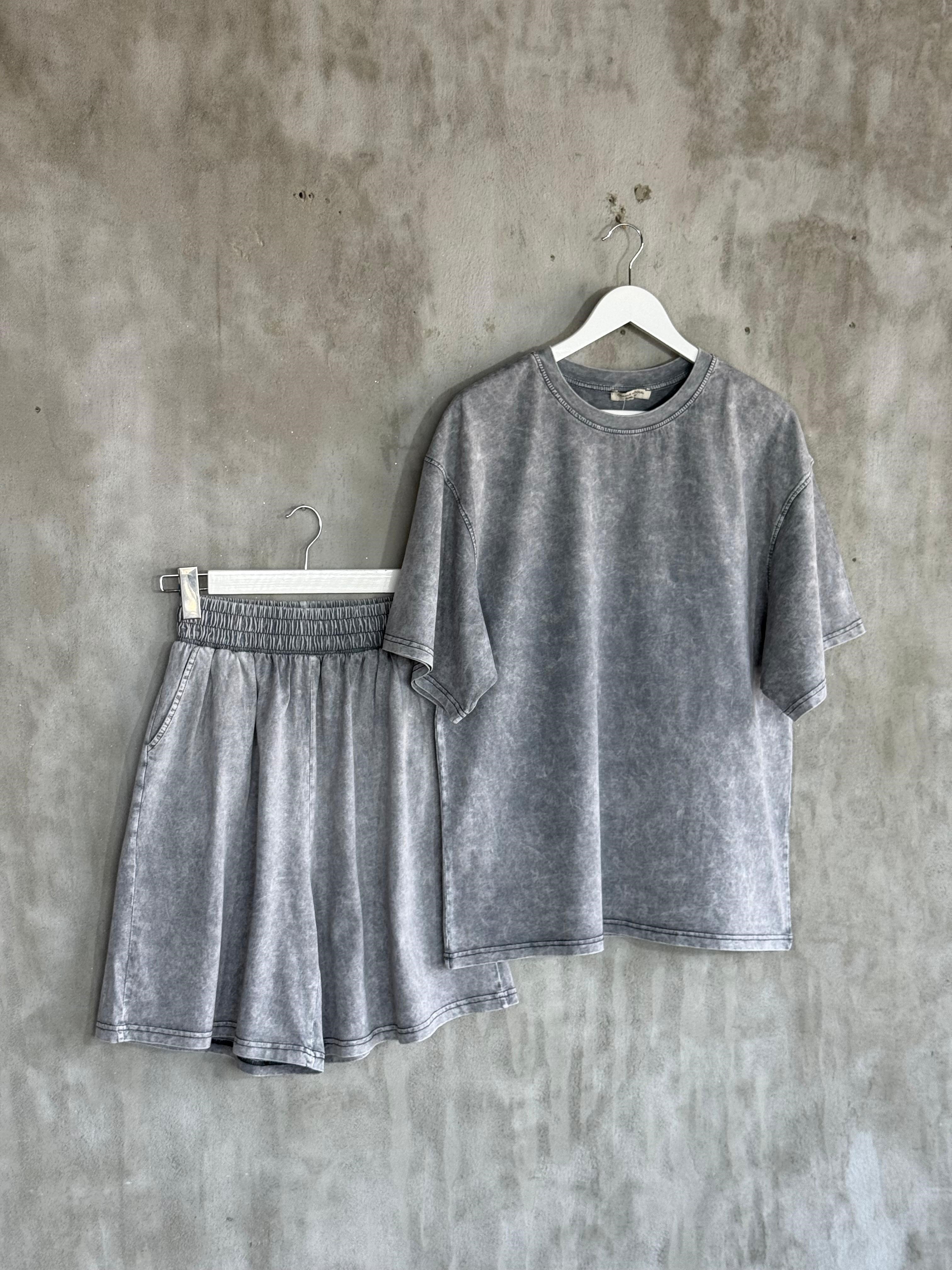 Şehir Boy Şortlu Oversize Taş Yıkamalı Takım (Gri)