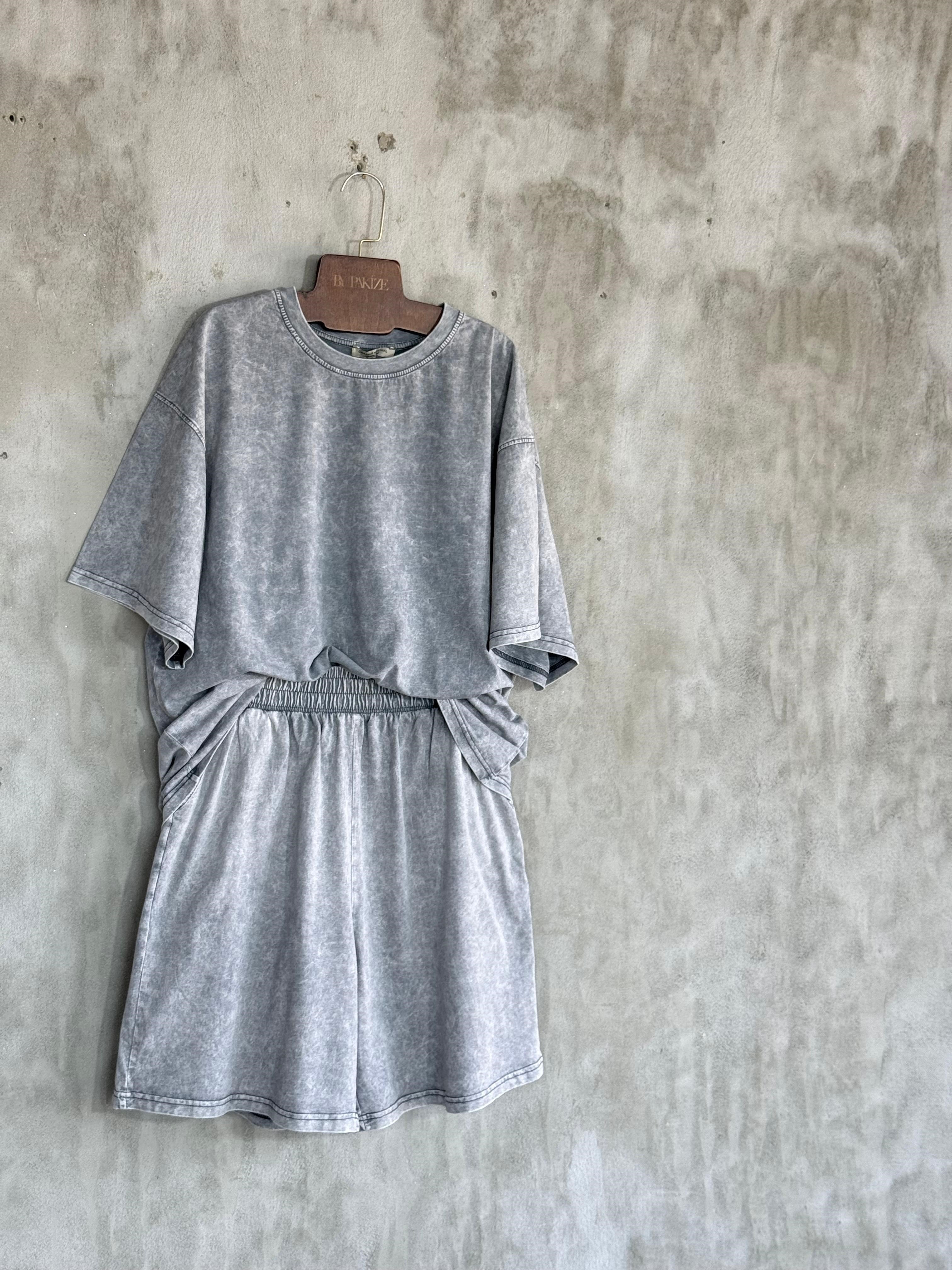 Şehir Boy Şortlu Oversize Taş Yıkamalı Takım (Gri)