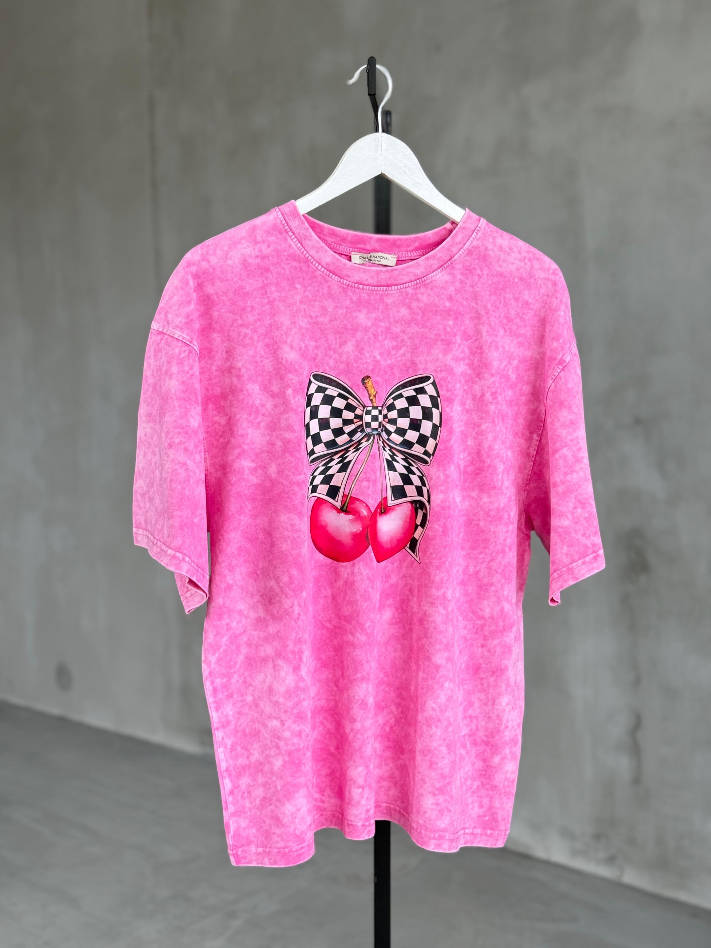 Tasarım Kiraz Baskılı Taş Yıkama Oversize Dokuma Tişört (Pembe)  