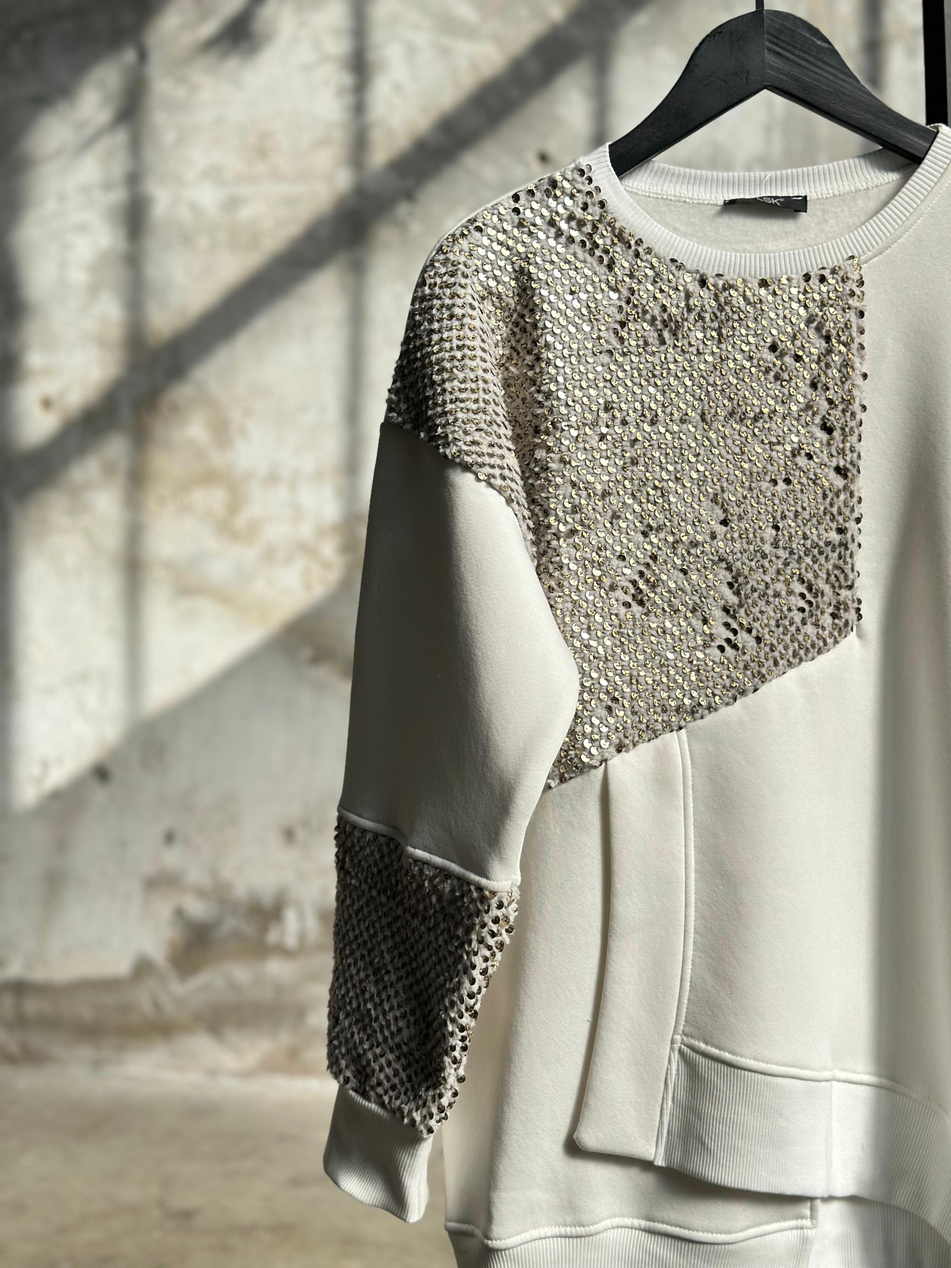 Peluş Üzeri Pul Payet İşlemeli Sweat (Beyaz)