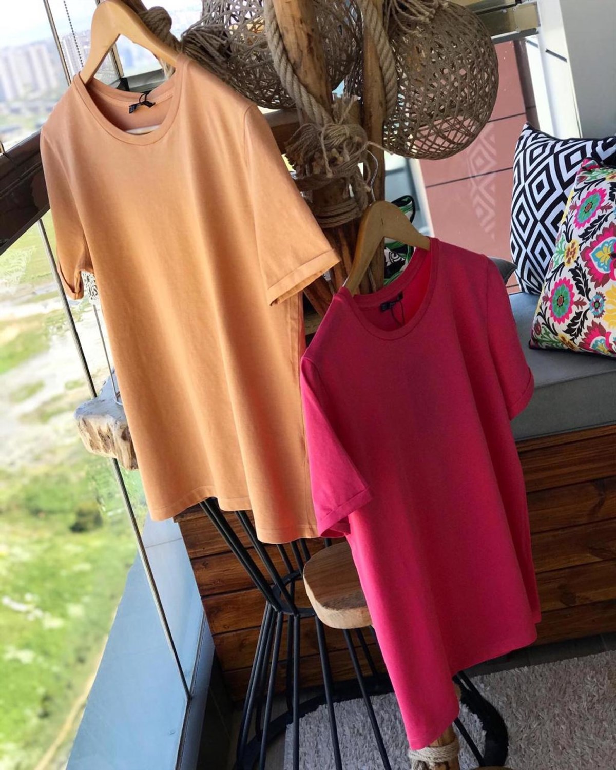 Yıkamalı Kumaş Kolları Duble Katlamalı Basic Tshirt (CAMEL & PEMBE)