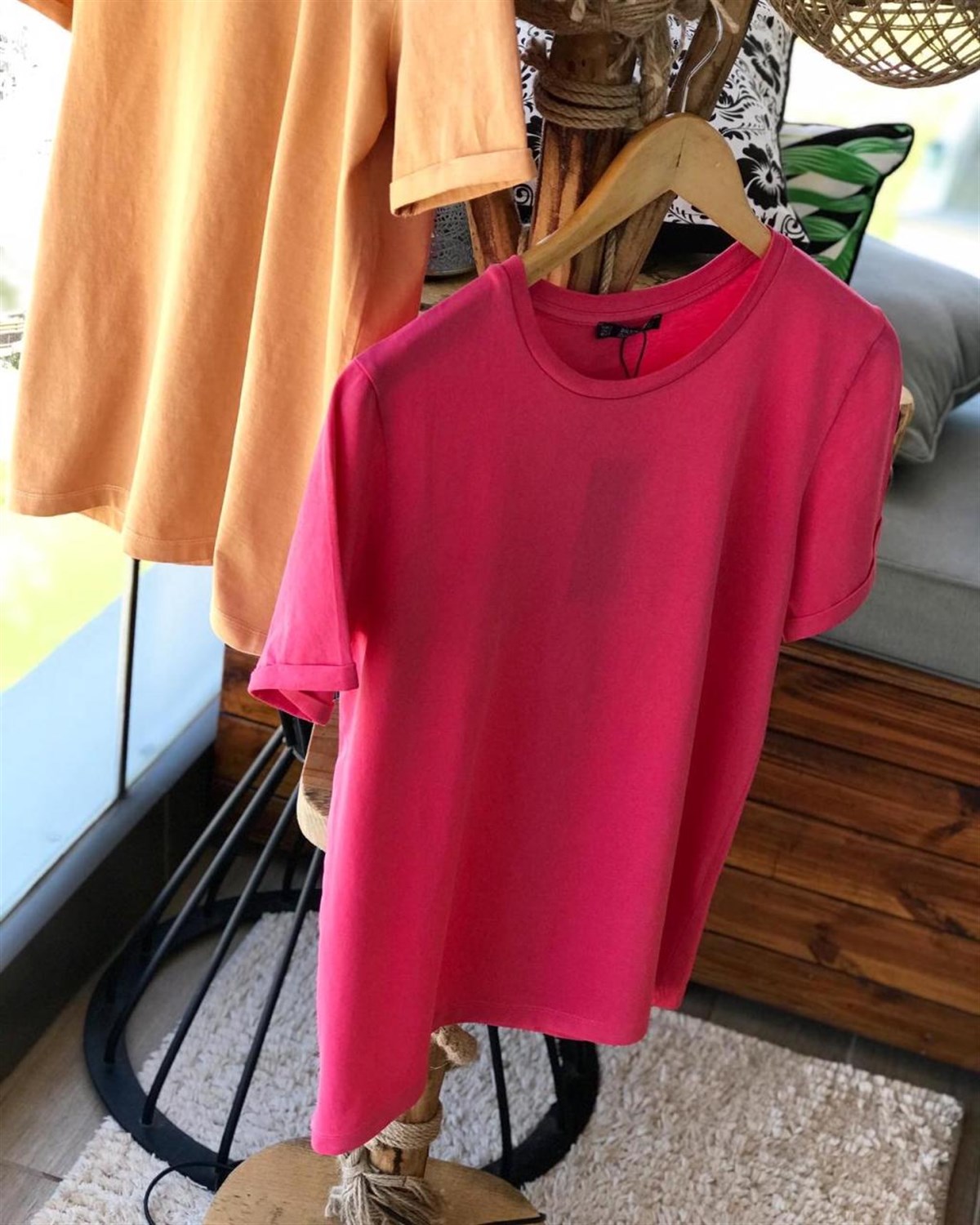 Yıkamalı Kumaş Kolları Duble Katlamalı Basic Tshirt (CAMEL & PEMBE)