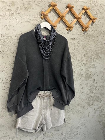 Taş Yıkama Kesik V Yaka Oversize Sweat (Antrasit)